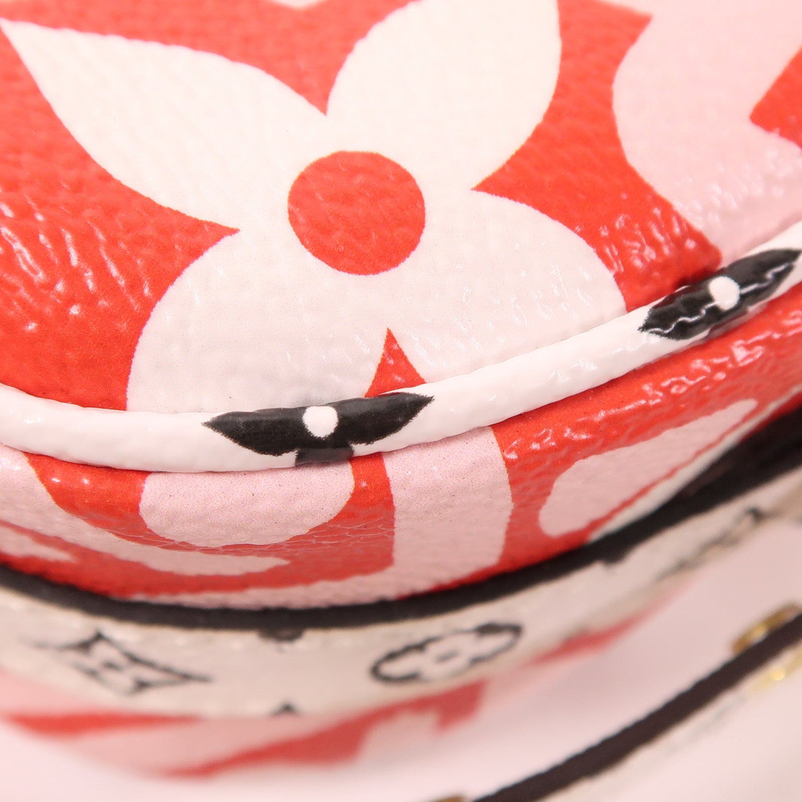 LOUIS VUITTON LV Boite Chapoe Soupe Shoulder Bag M45364 Monogram Giant Crafty