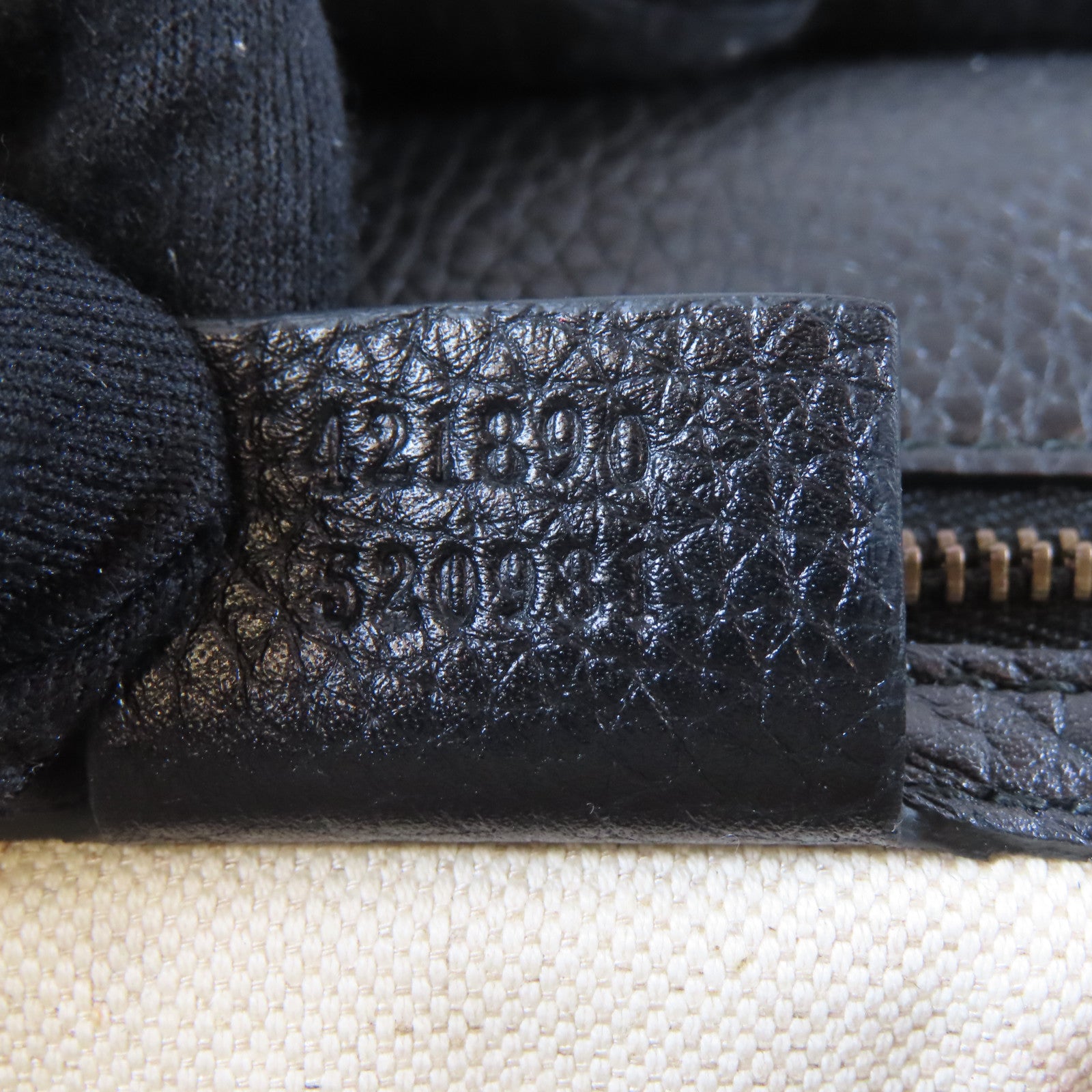 GUCCI 牛皮皮革GG Marmont金扣手挽肩背兩用袋黑色