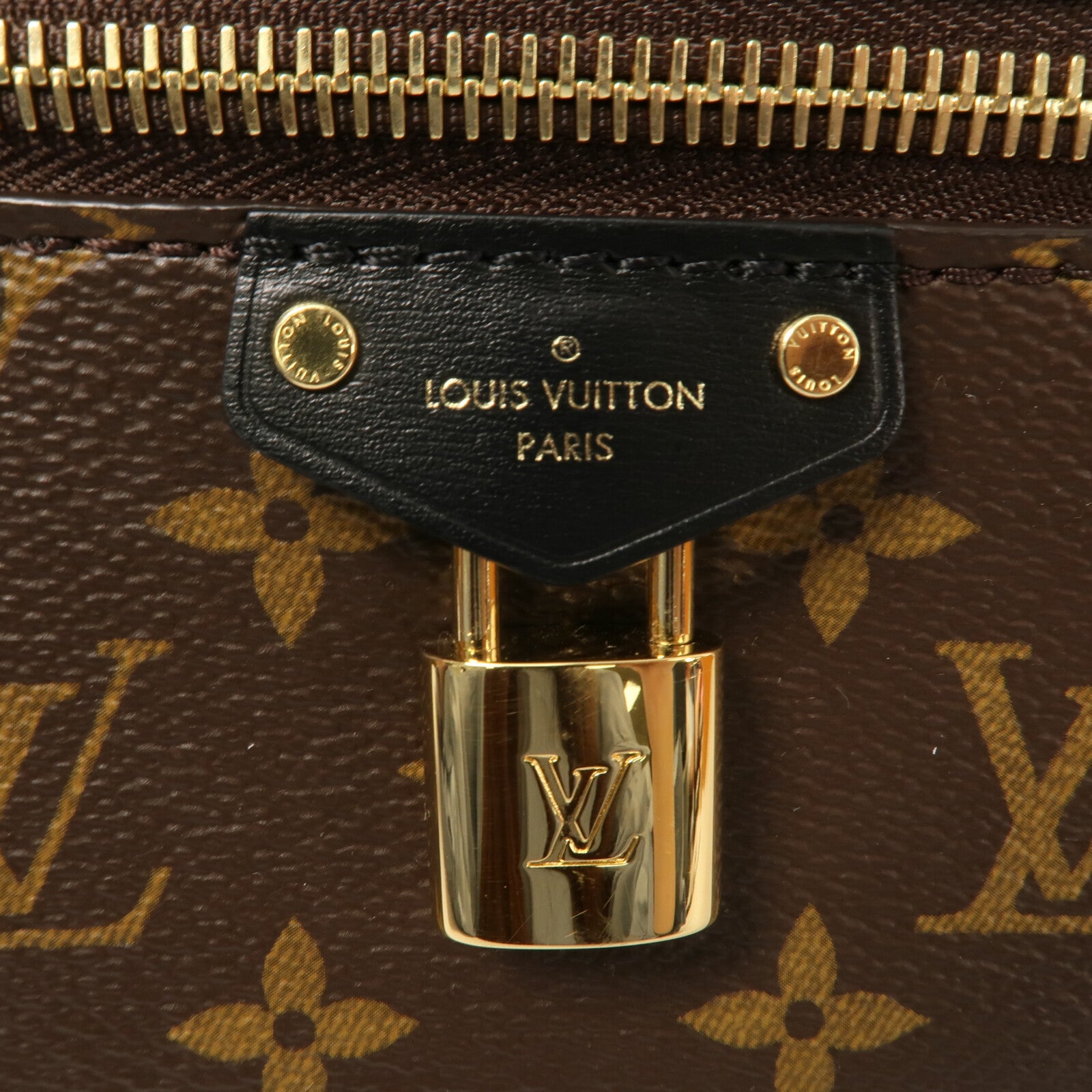 LOUIS VUITTON Monogram Reverse Vanity Chain Pouch手挽肩背兩用袋