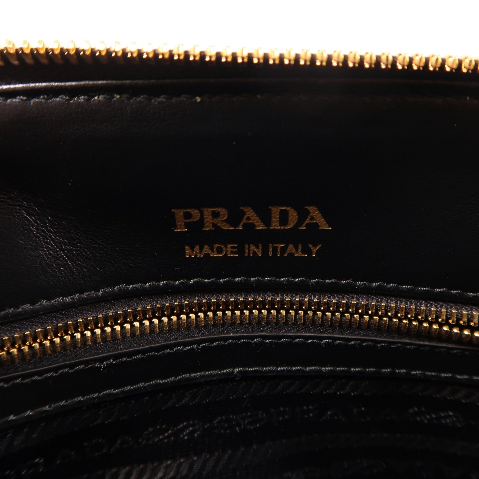PRADA 牛皮皮革Shoulder Bag金扣手挽肩背兩用袋