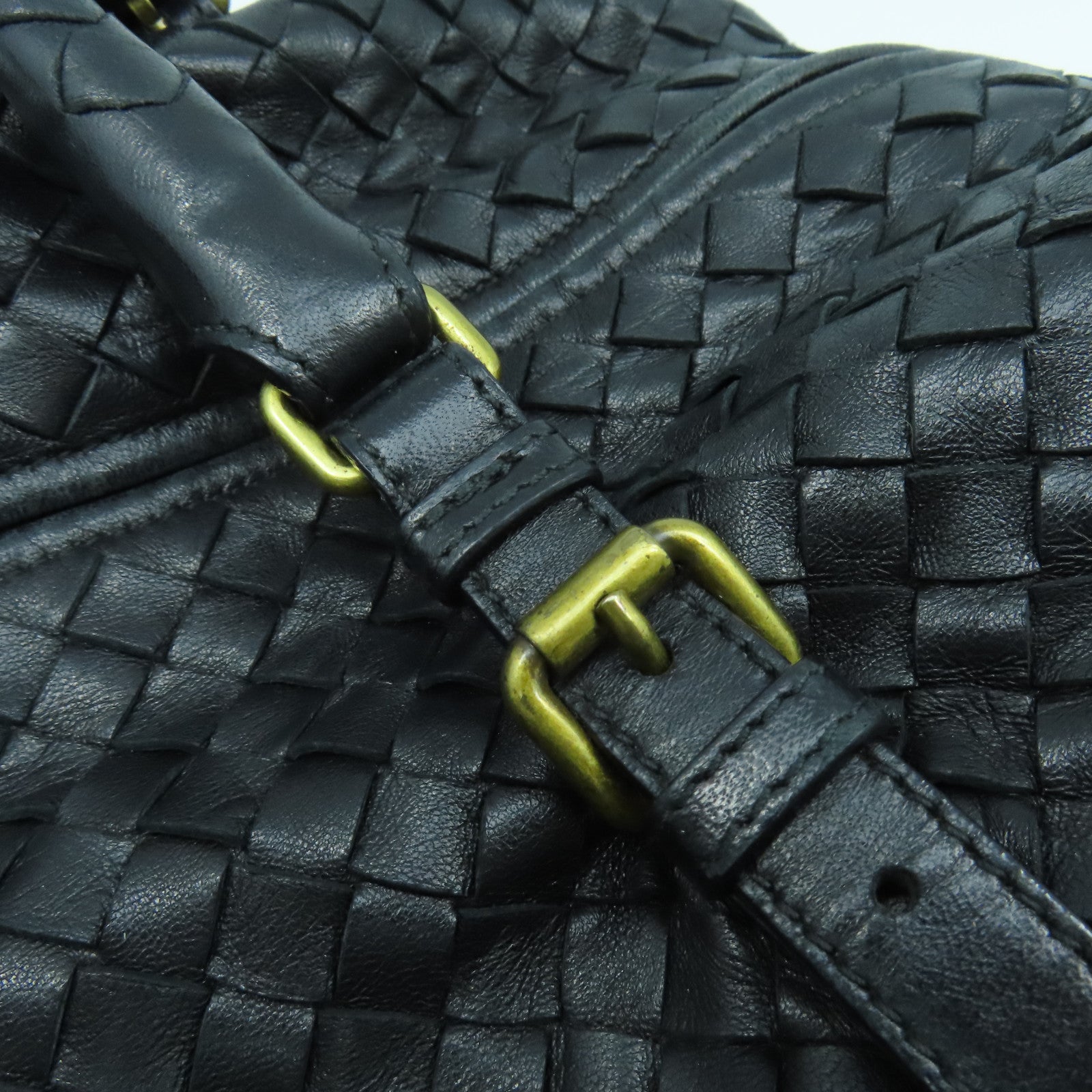 BOTTEGA VENETA 織紋羊皮皮革Shoulder Bag金扣肩背袋黑色
