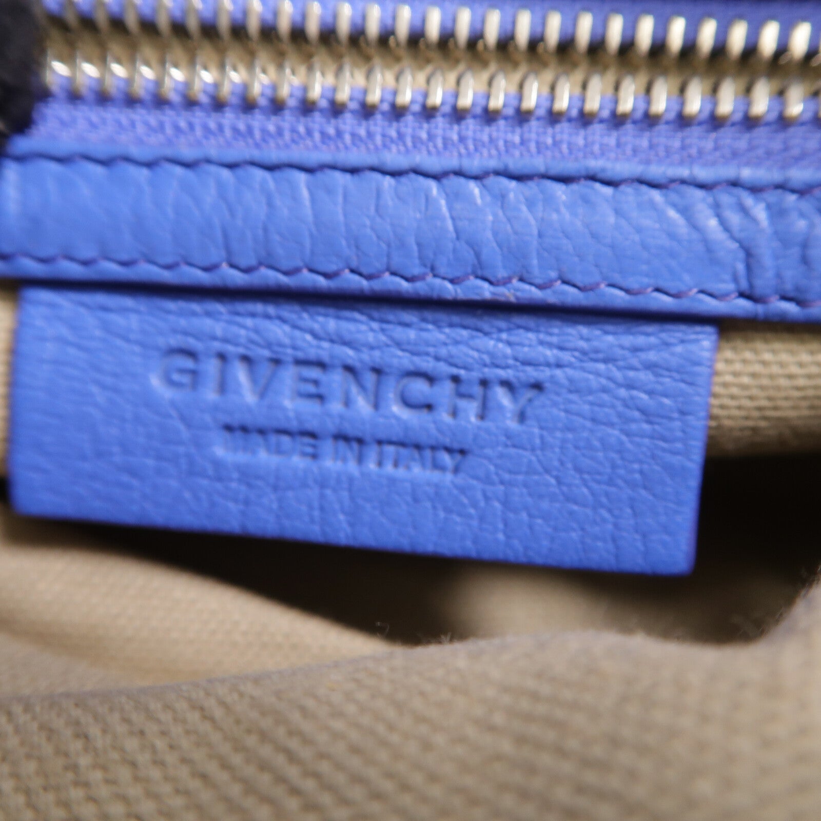 GIVENCHY 牛皮皮革Pandora Mini肩背袋