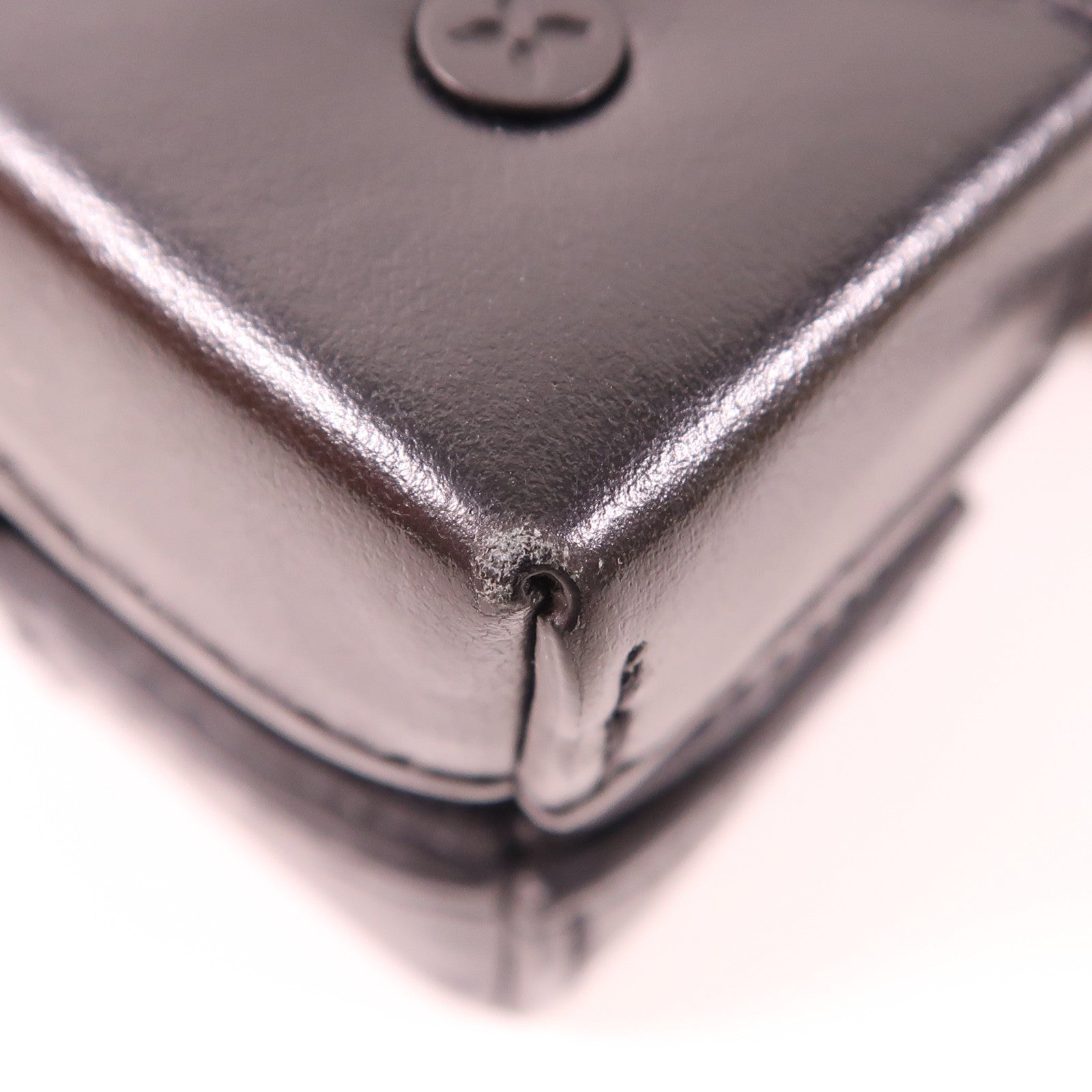 LOUIS VUITTON Monogram Eclipse Soft Trunk Wallet肩背袋