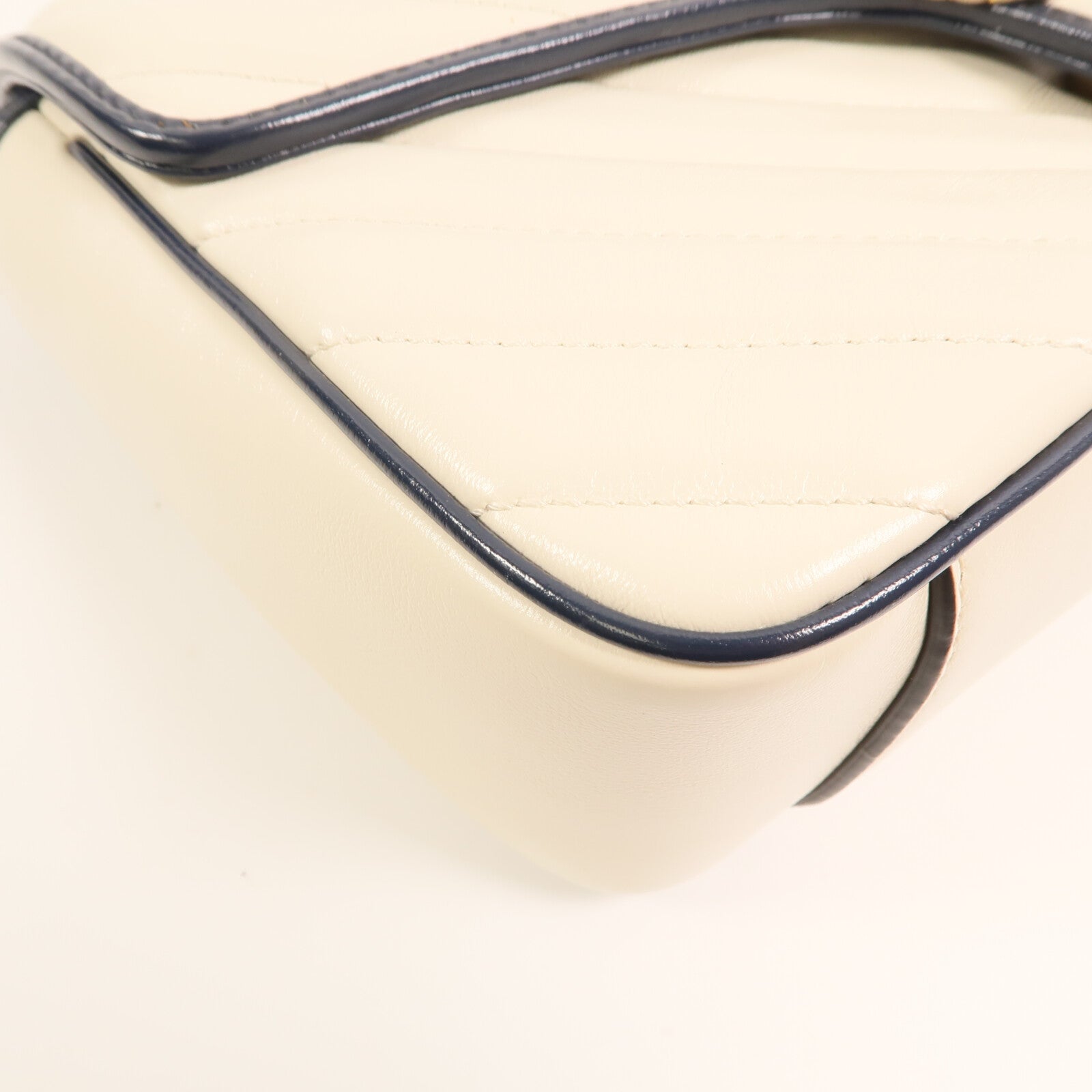 GUCCI 牛皮皮革GG Marmont Shoulder Bag鏈帶肩背袋