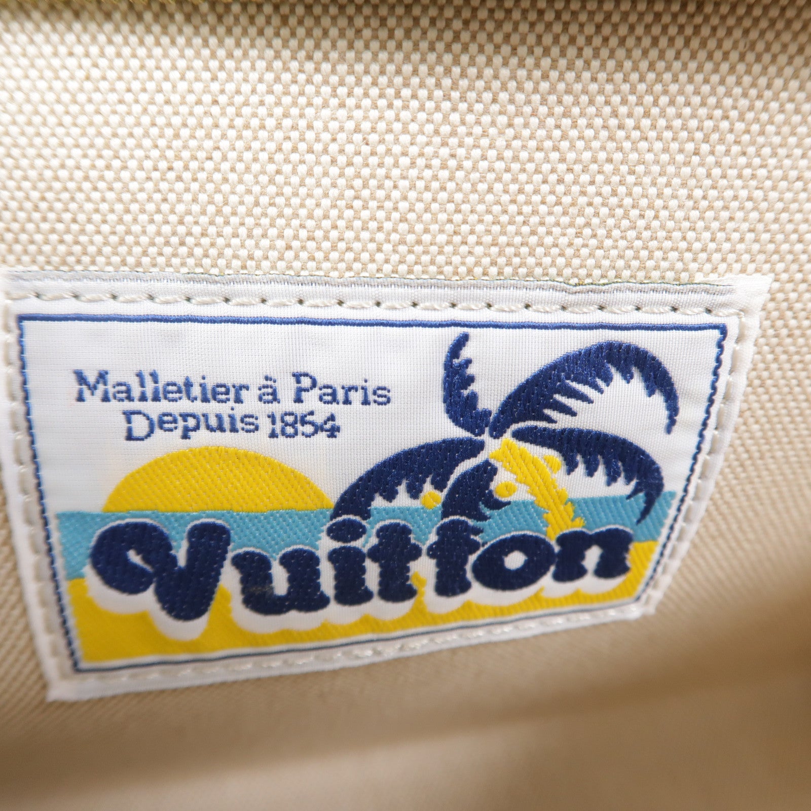LOUIS VUITTON Monogram Surfin Gaston Wearable Wallet肩背袋
