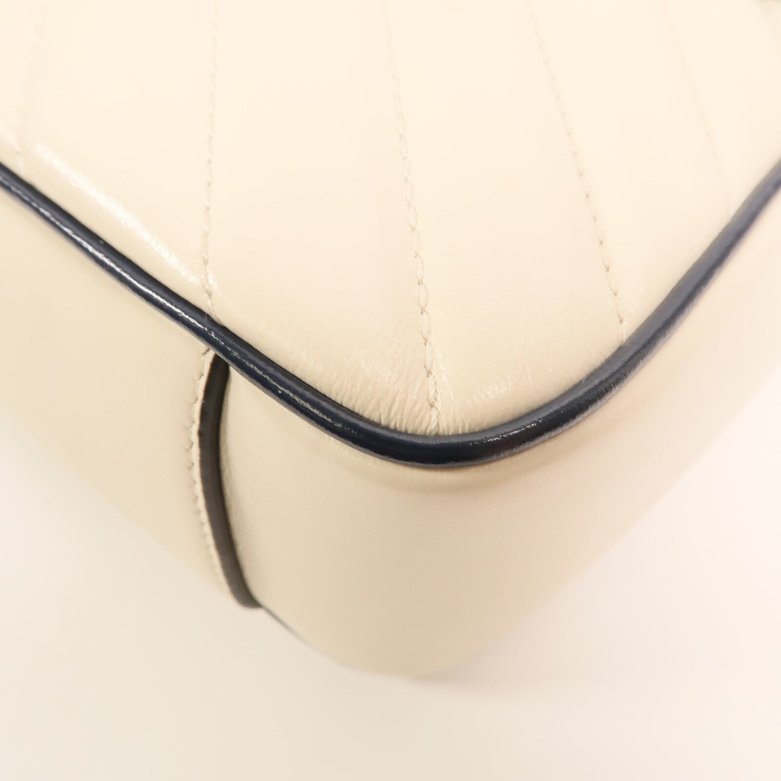 GUCCI 牛皮皮革GG Marmont Shoulder Bag鏈帶肩背袋