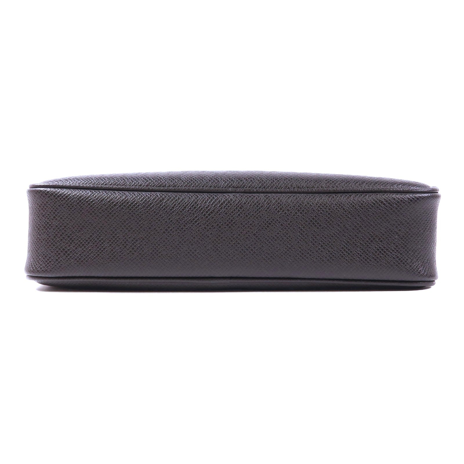 LOUIS VUITTON Taiga Kasai Clutch銀扣手拿包