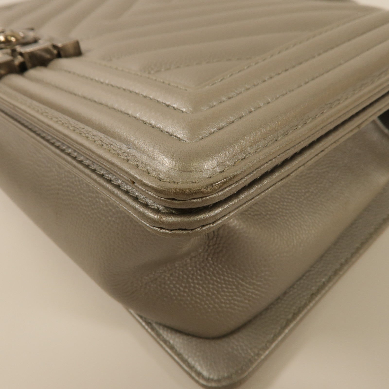 CHANEL CC Boy 25 Chain Shoulder Handbag A67086 Calfskin Leather Gray