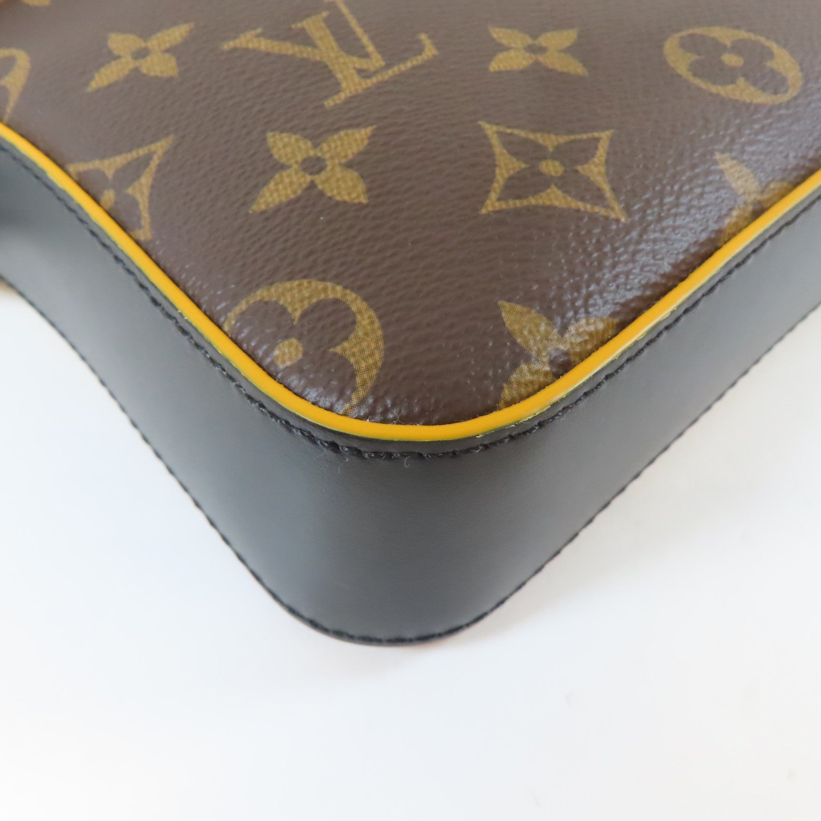 LOUIS VUITTON Monogram Trio肩背袋黑色/啡色