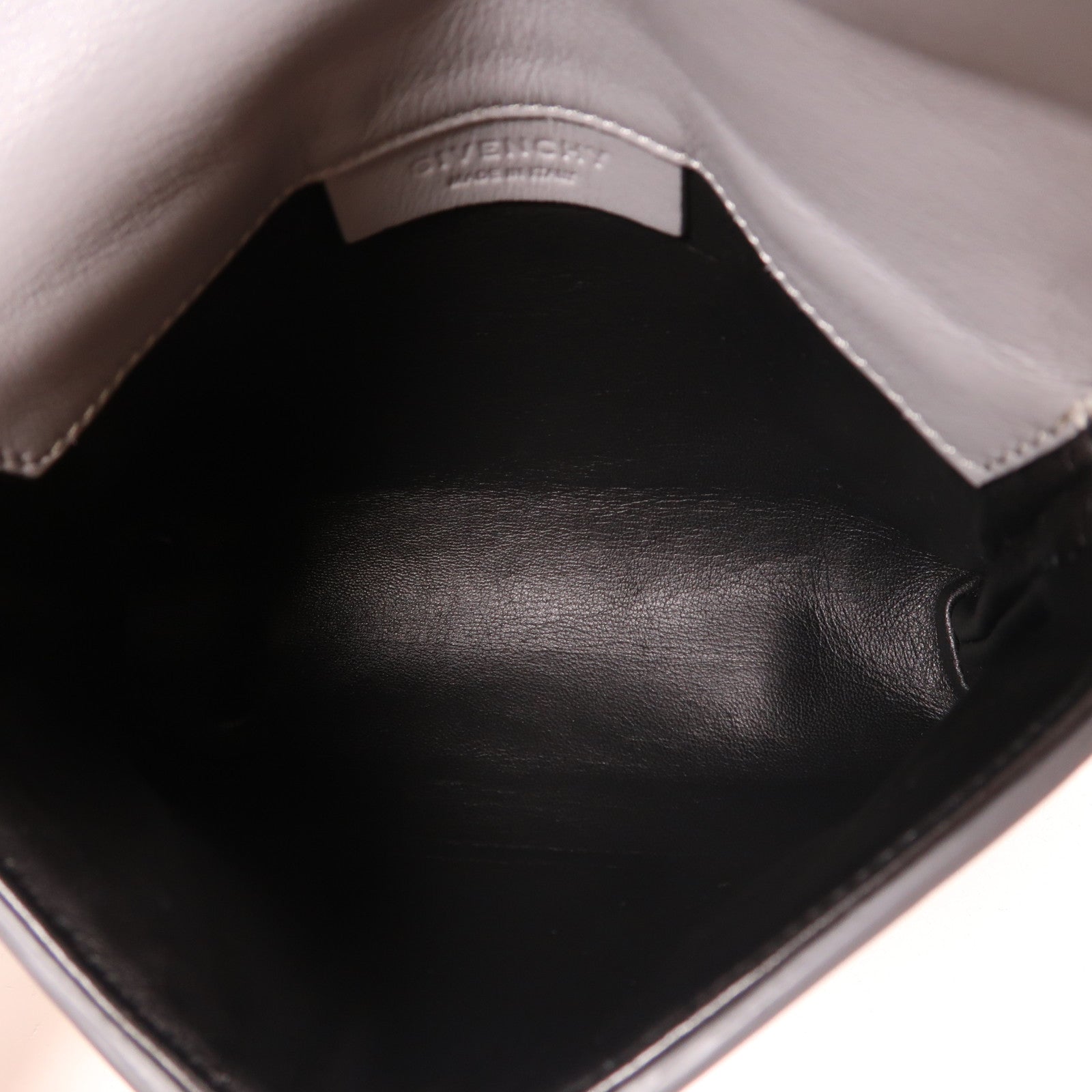 GIVENCHY 羊皮皮革Shoulder Bag金扣鏈帶肩背袋