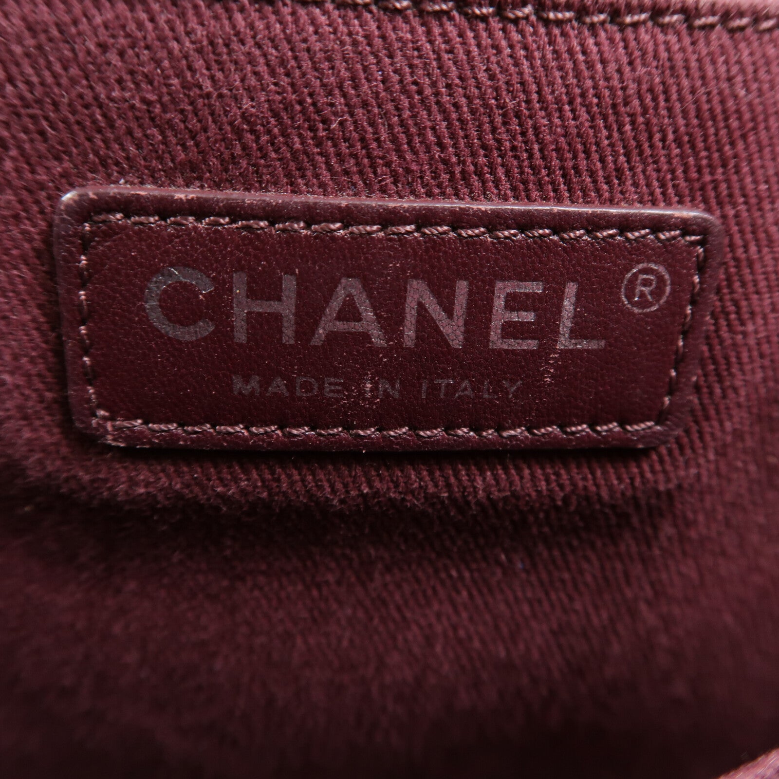 CHANEL 羊皮皮革Boy 28鏈帶肩背袋