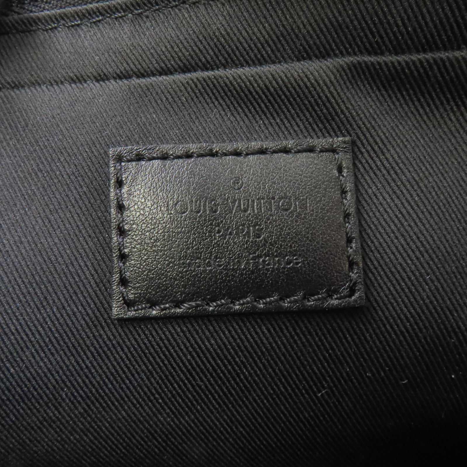 LOUIS VUITTON Monogram Eclipse Trio  Messenger銀扣肩背袋黑色