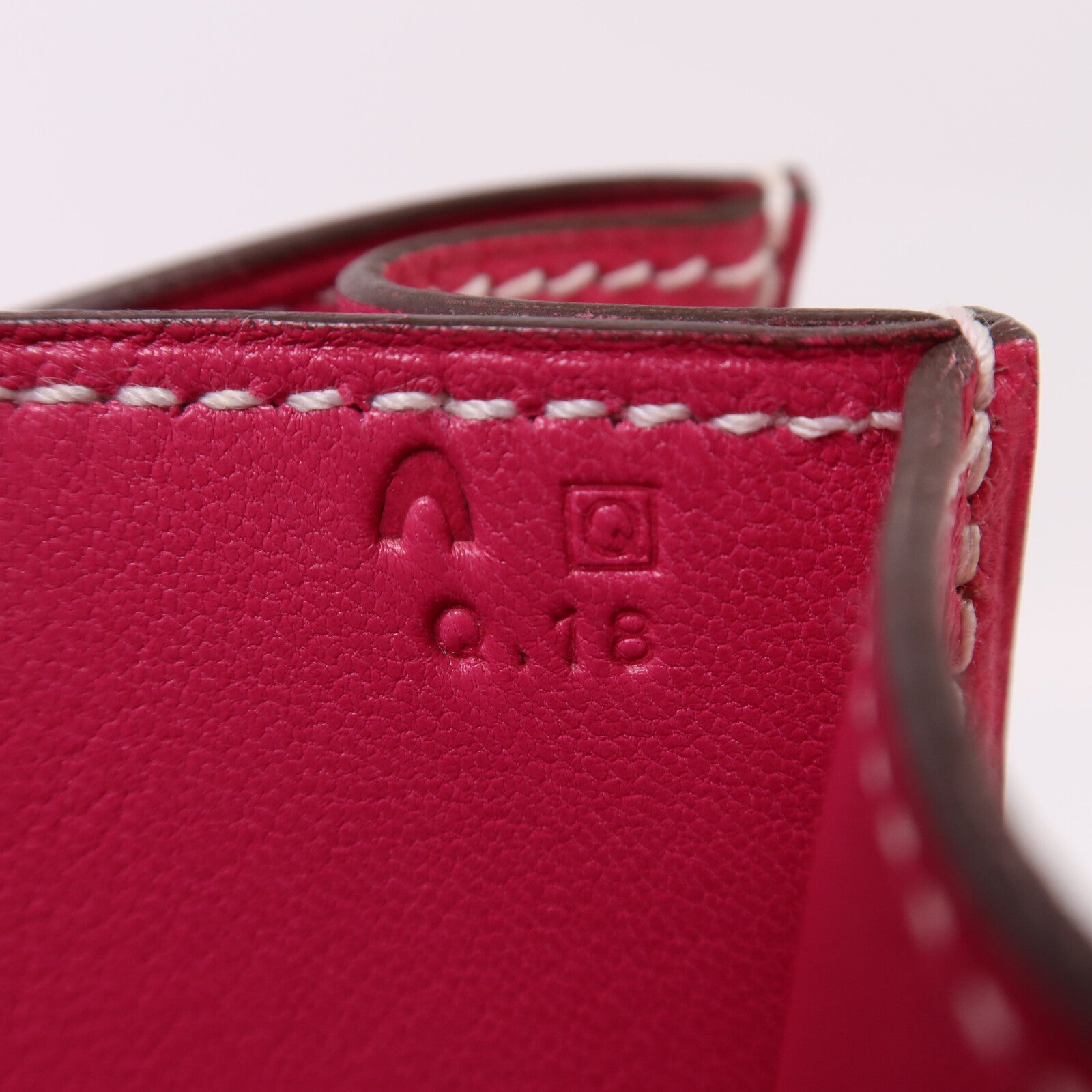 HERMES 【激減優惠】Epsom皮革Constance 24銀扣肩背袋Rose Tyrien