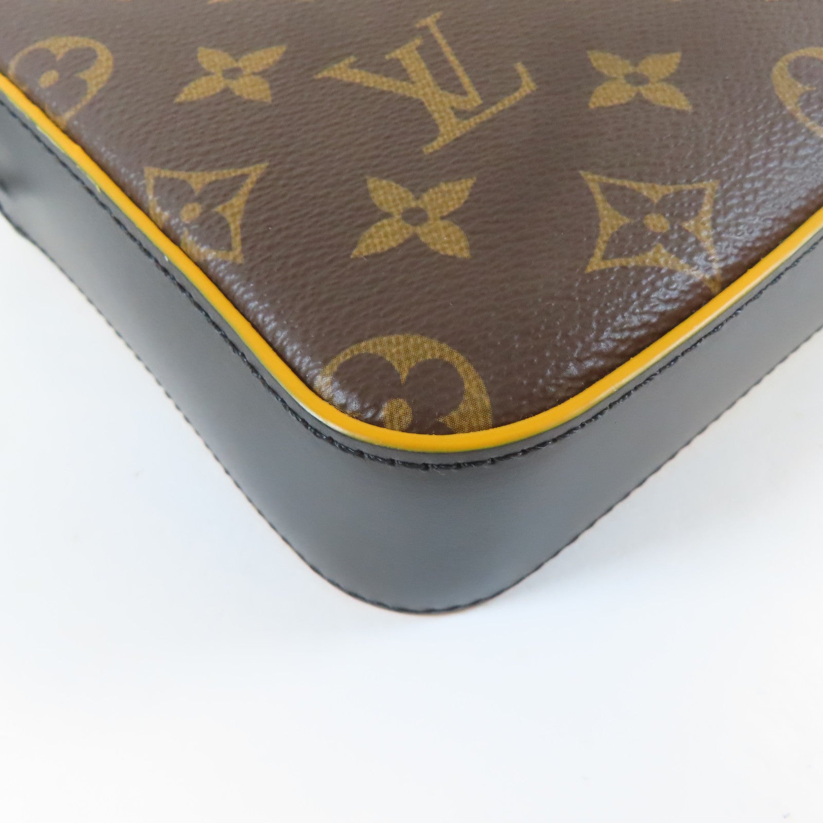 LOUIS VUITTON Monogram Trio肩背袋黑色/啡色