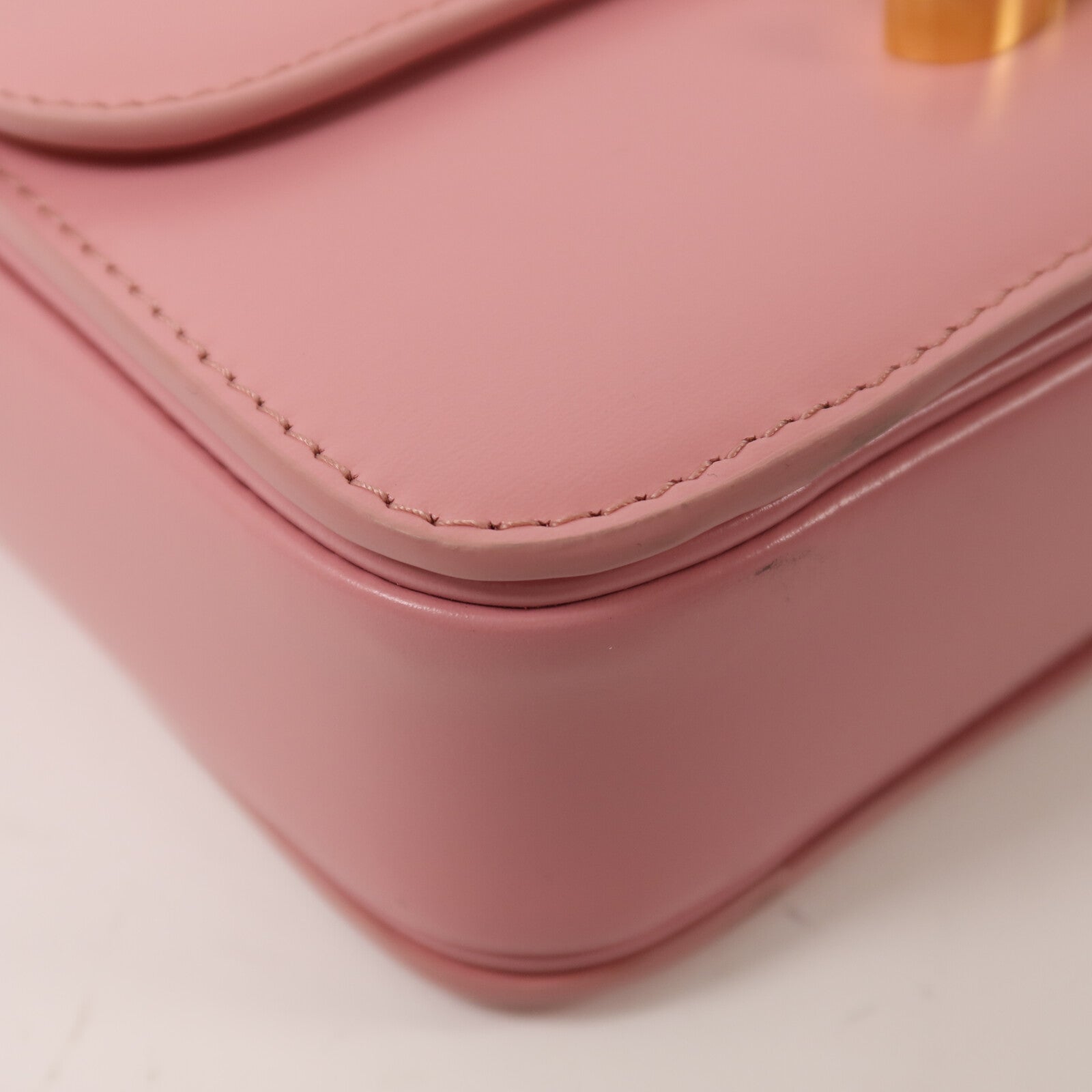 CELINE 【激減優惠】牛皮皮革Teen Triomphe金扣肩背袋
