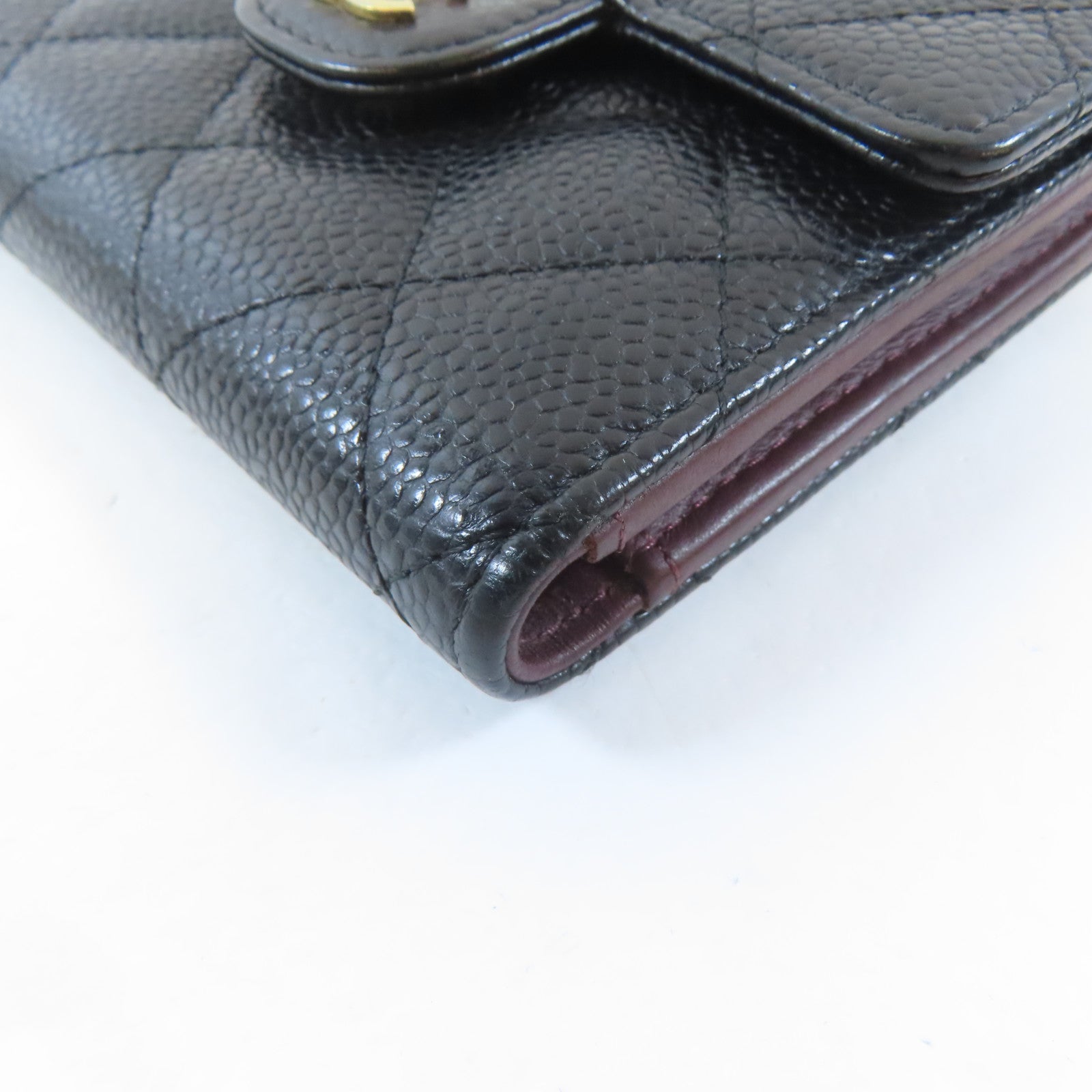 CHANEL 菱格Caviar皮革Trifold Wallet金扣錢包黑色