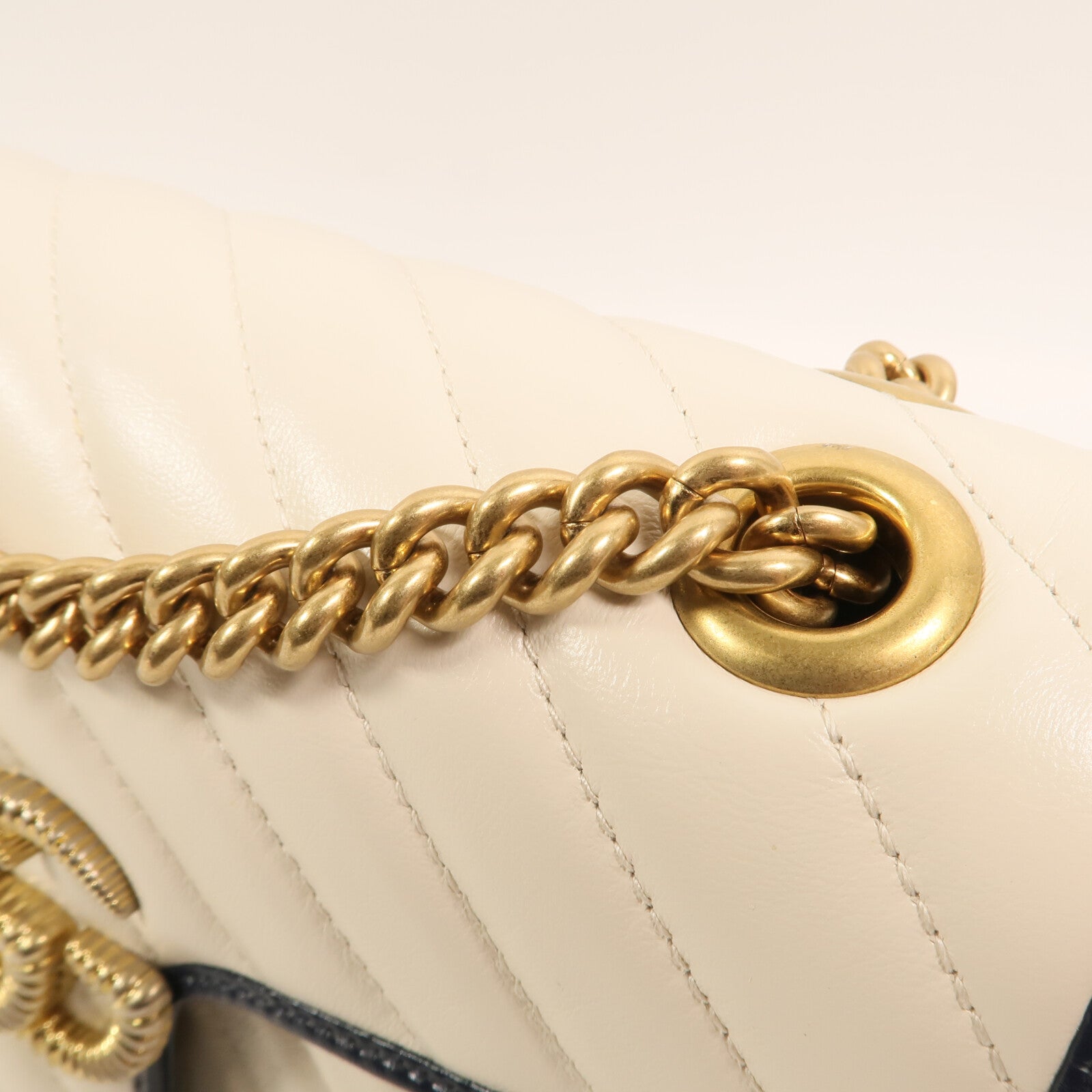 GUCCI 牛皮皮革GG Marmont Shoulder Bag鏈帶肩背袋