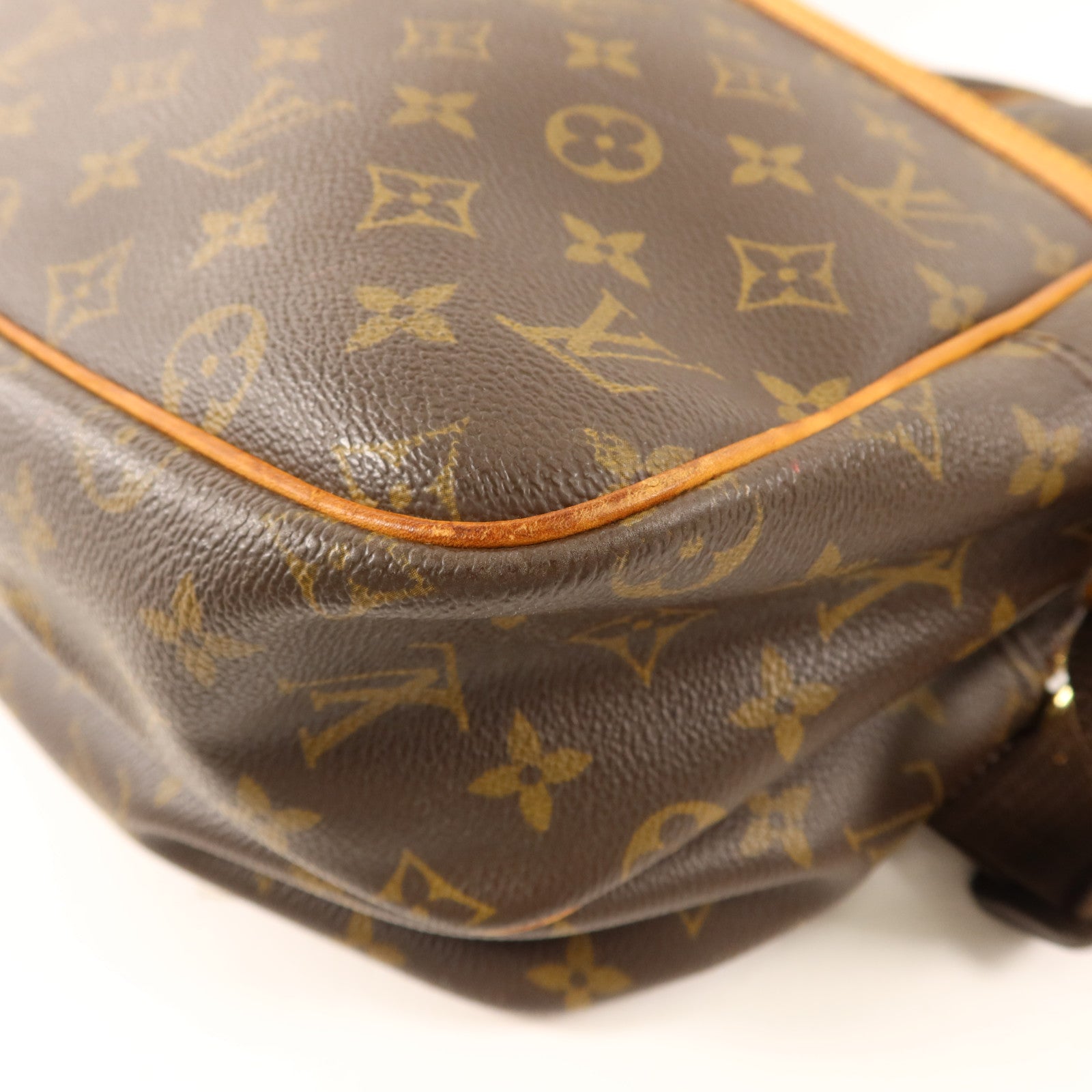 LOUIS VUITTON 【激減優惠】Monogram Reporter GM金扣肩背袋