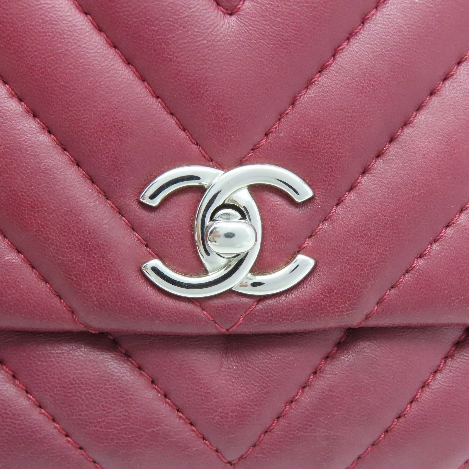 CHANEL 【激減優惠】斜紋牛皮皮革Chain Shoulder銀扣鏈帶肩背袋紅色
