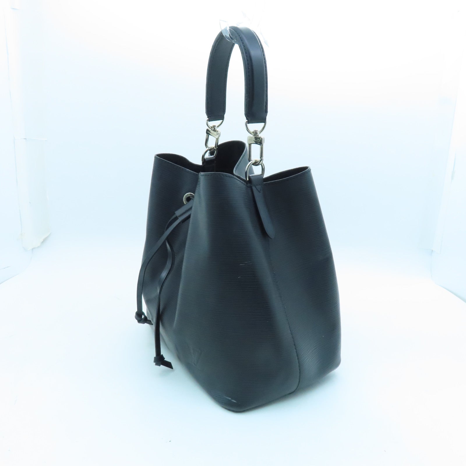 LOUIS VUITTON Epi Neo Noe MM Silver Buckle Handle Shoulder Backpack Black