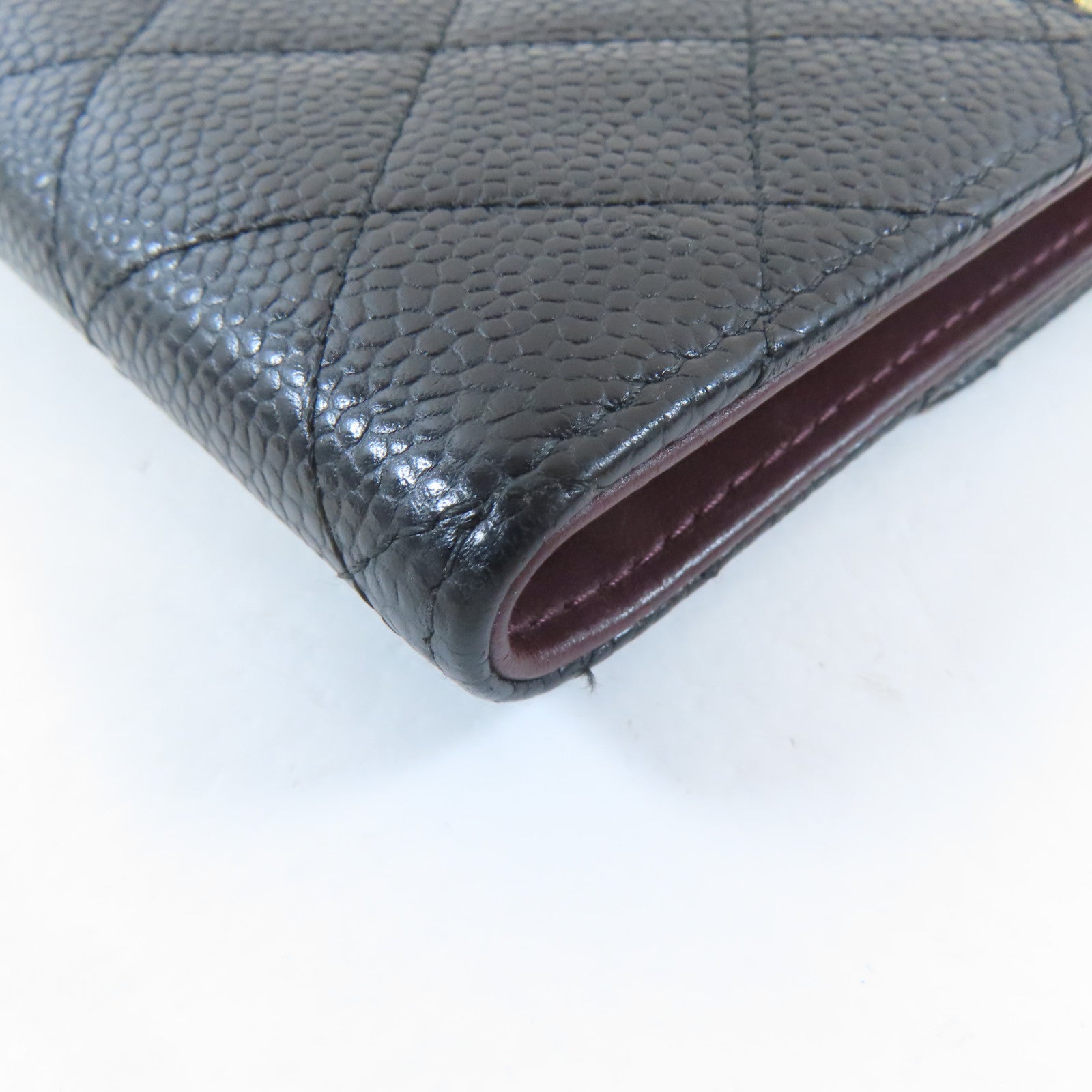 CHANEL 菱格Caviar皮革Trifold Wallet金扣錢包黑色
