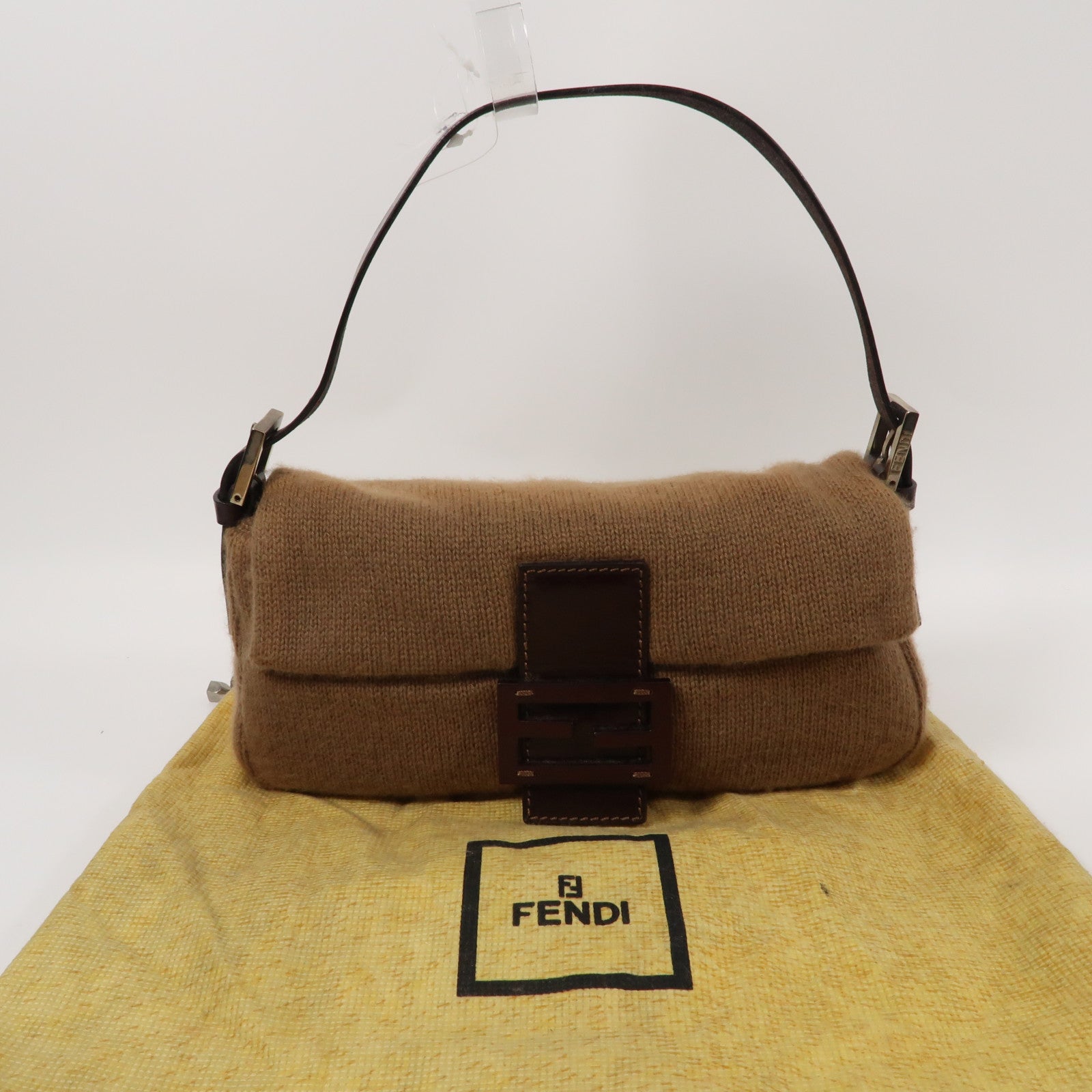 FENDI 針織布料Baguette銀扣肩背袋啡色