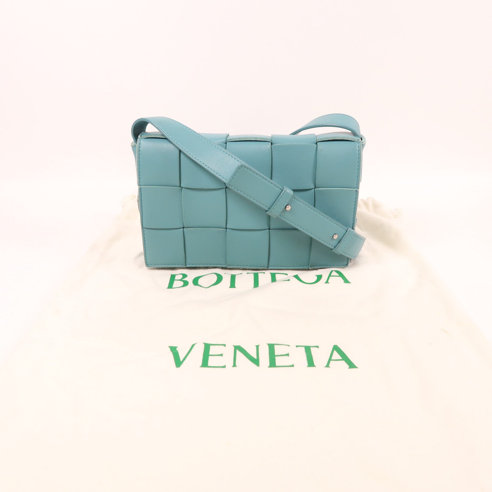 BOTTEGA VENETA 羊皮皮革Cassette肩背袋