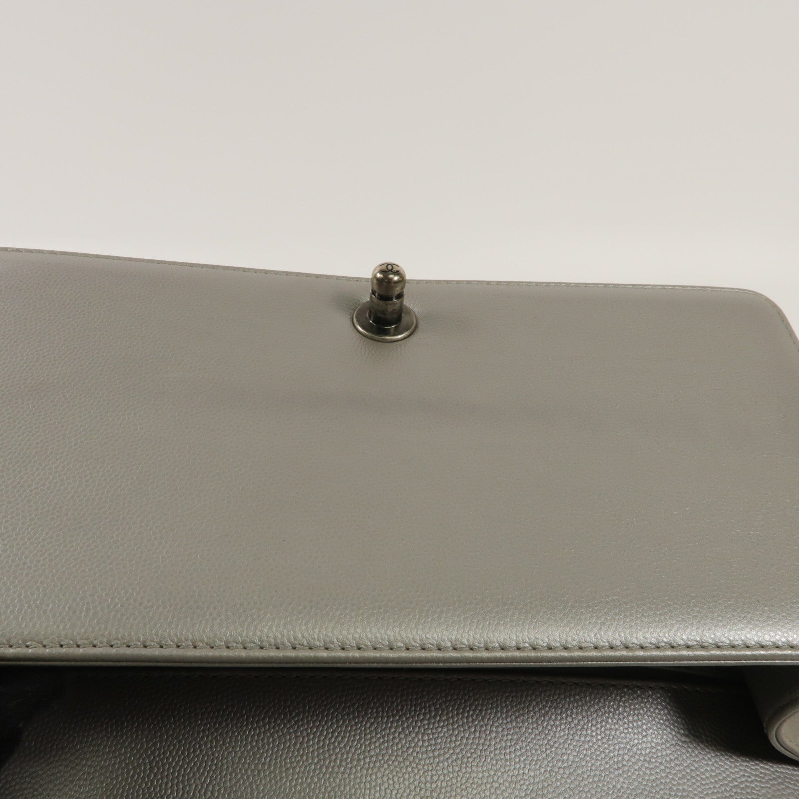 CHANEL CC Boy 25 Chain Shoulder Handbag A67086 Calfskin Leather Gray