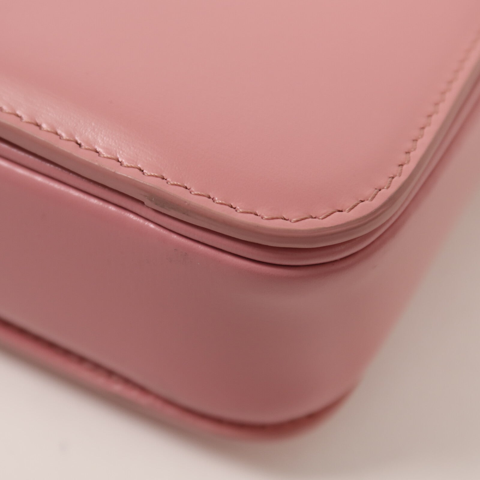 CELINE 【激減優惠】牛皮皮革Teen Triomphe金扣肩背袋