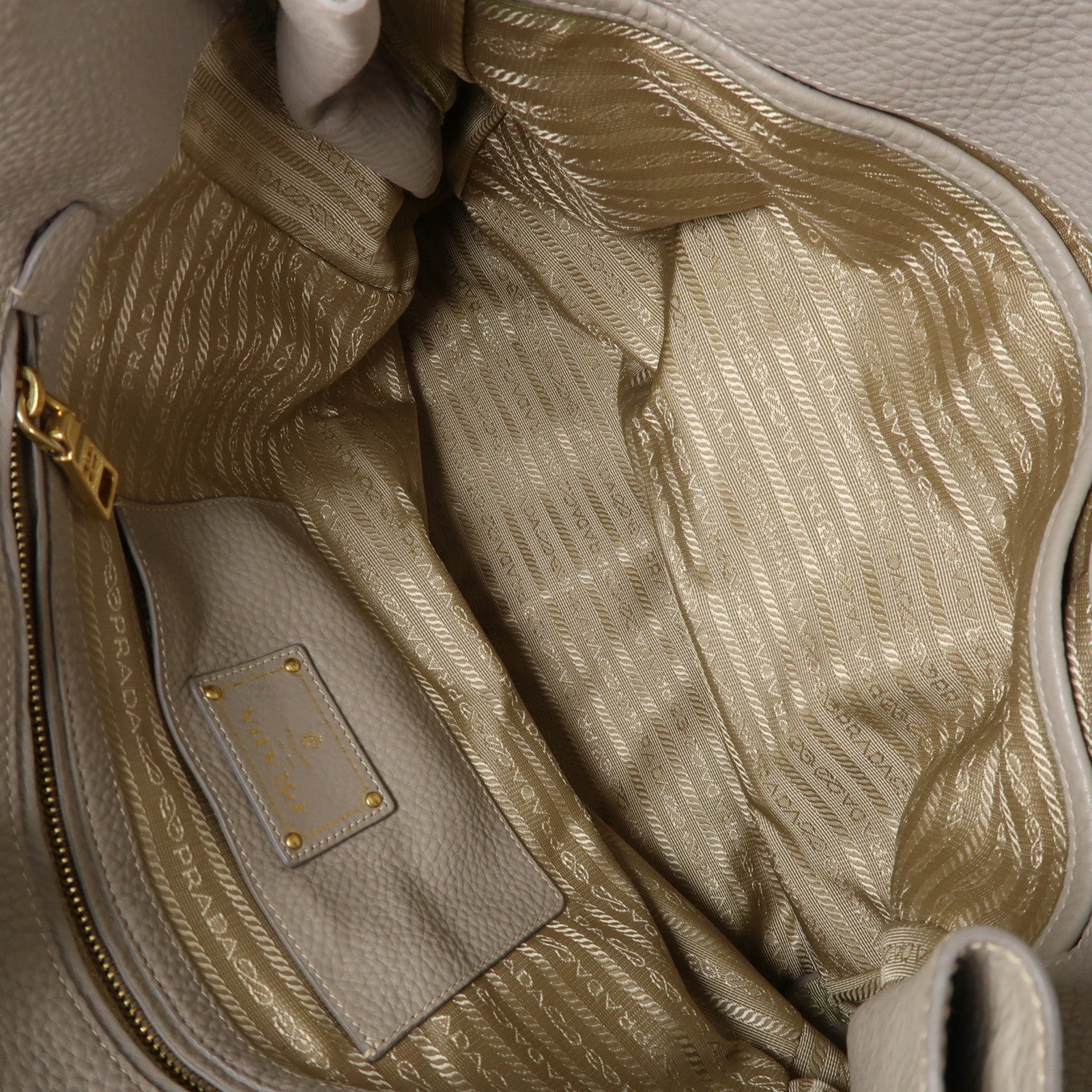 PRADA 牛皮皮革Shoulder Tote金扣肩背袋灰色