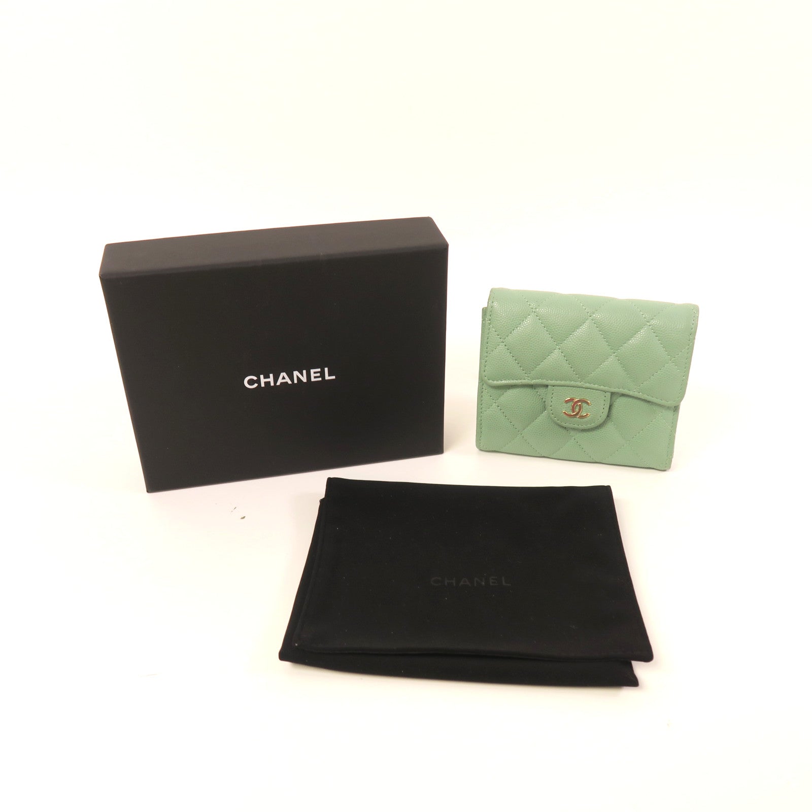 CHANEL **【激減優惠】Caviar皮革Wallet金扣錢包湖水綠色
