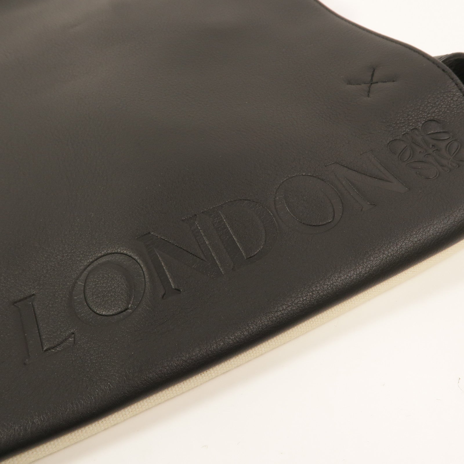 LOEWE 帆布/牛皮皮革Madrid 1846肩背袋