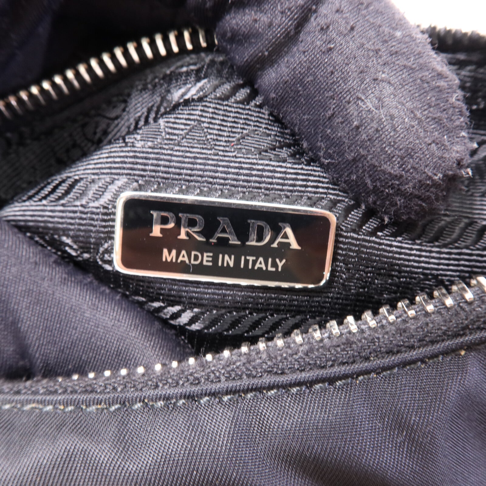 PRADA 尼龍/珠片Re-Edition 2005銀扣手挽肩背兩用袋