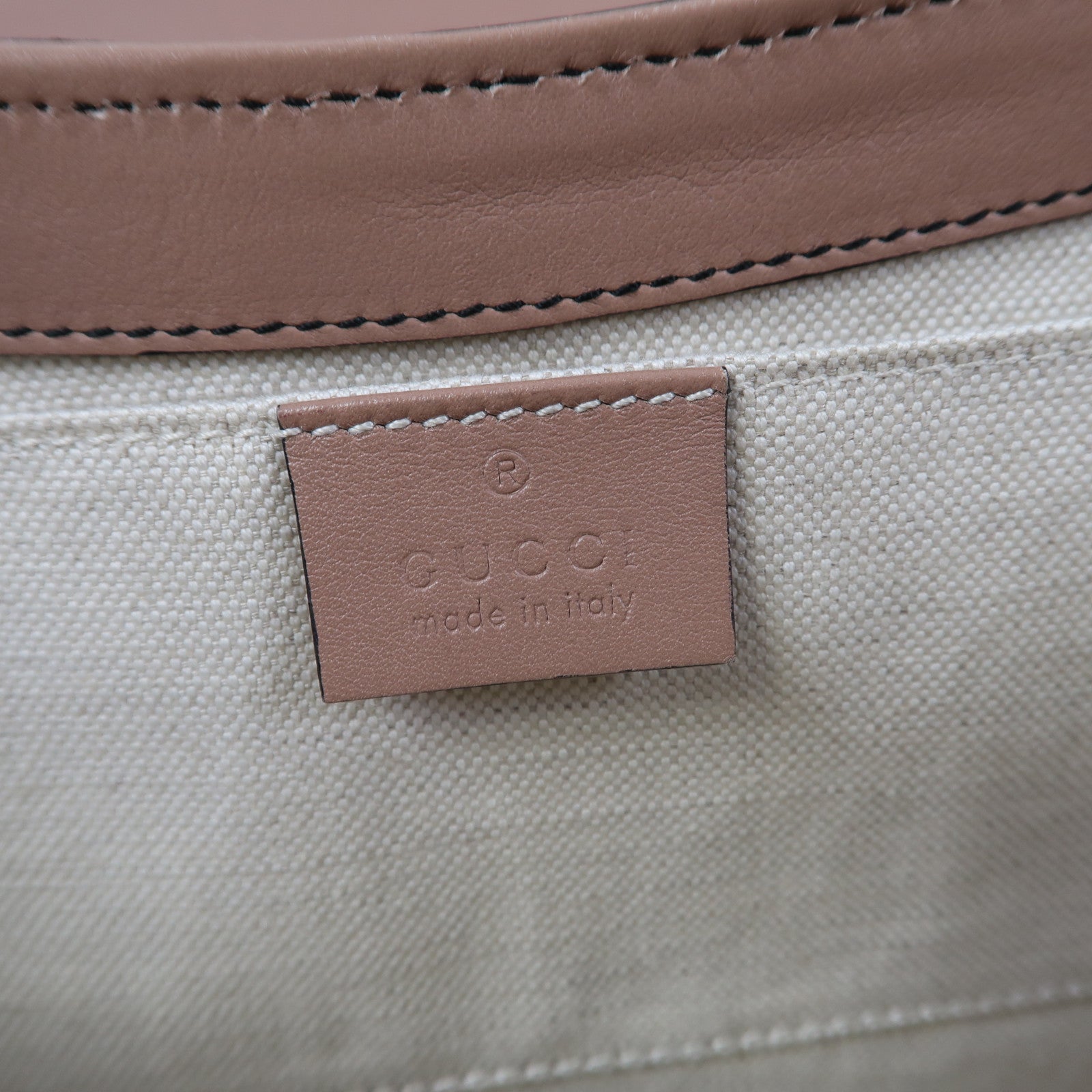 GUCCI 牛皮皮革Shoulder Bag金扣鏈帶肩背袋粉紅色