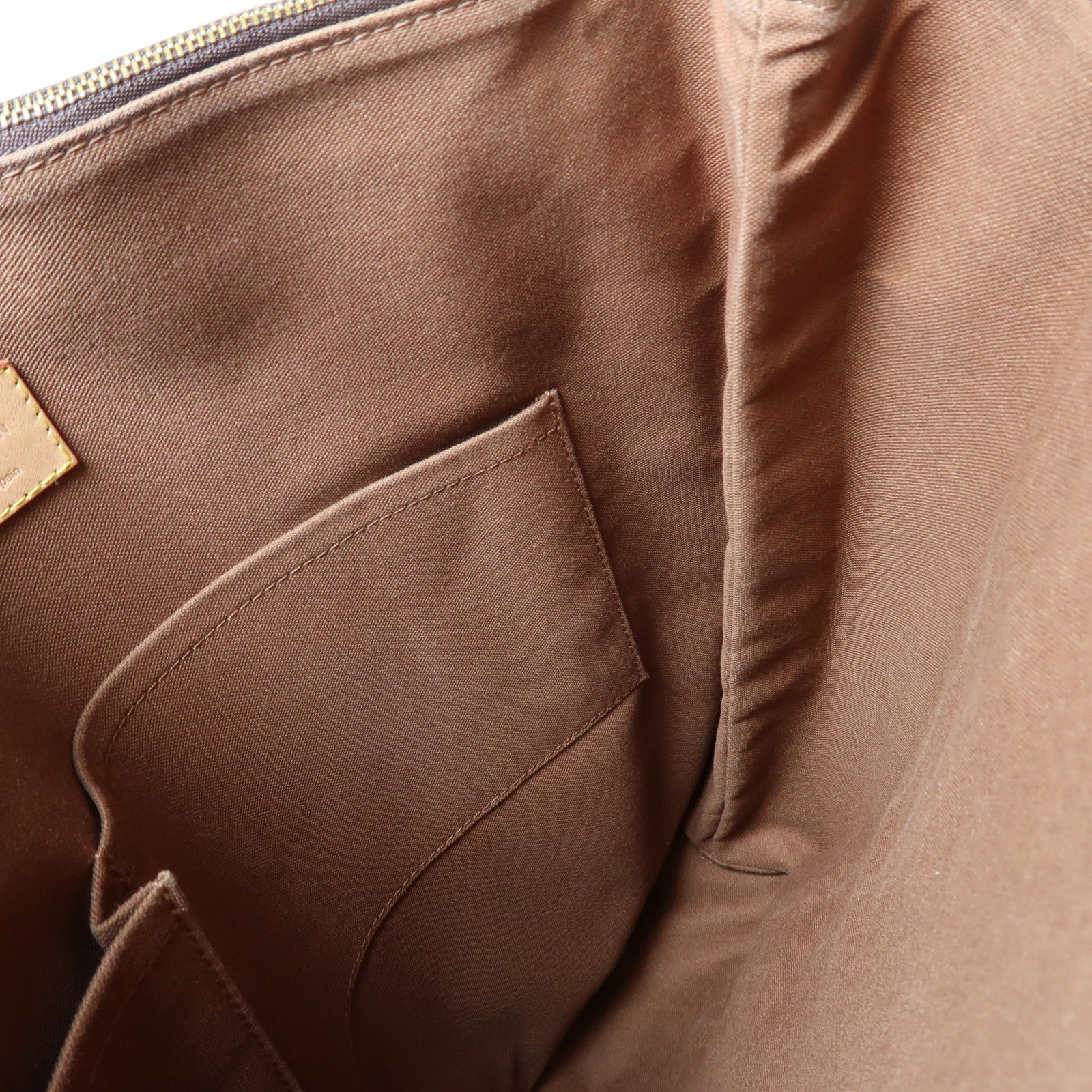 LOUIS VUITTON Monogram Beaubourg金扣手挽袋啡色