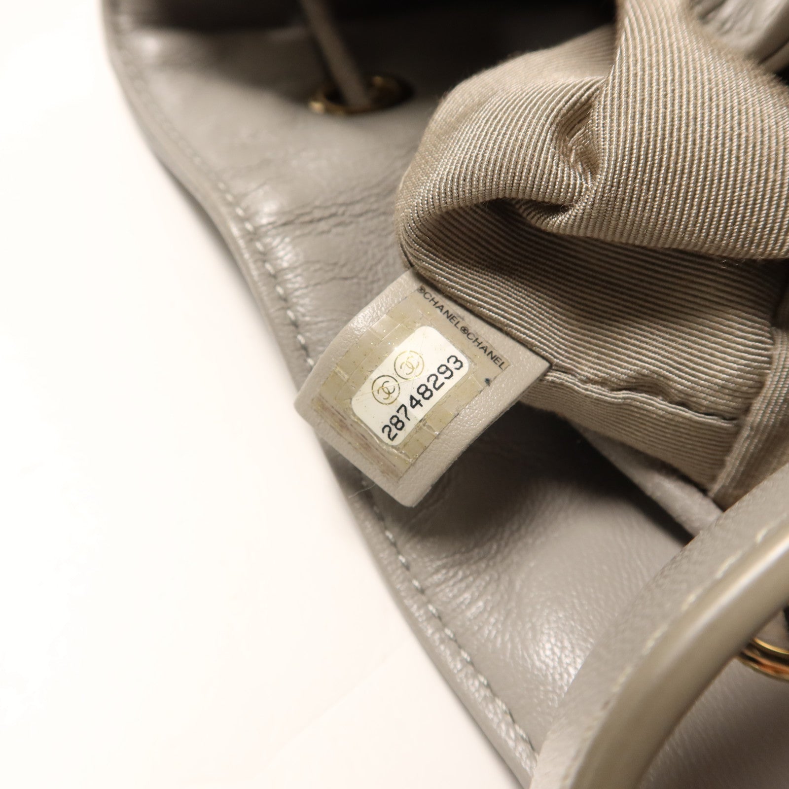 CHANEL 羊皮皮革Backpack金扣背包