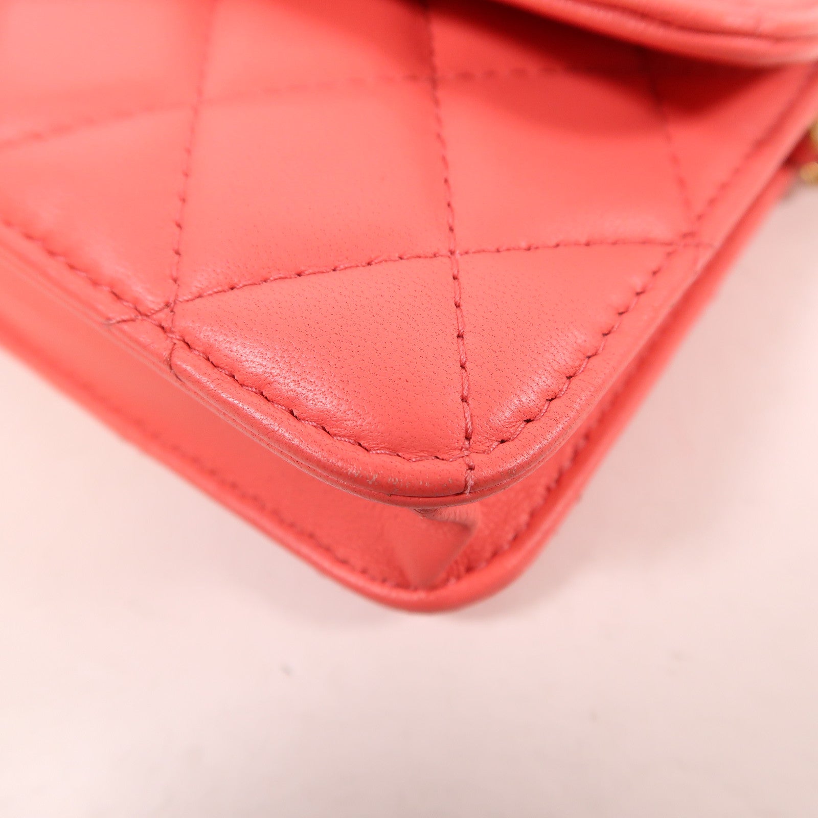 CHANEL 皮革Chain Shoulder金扣鏈帶肩背袋