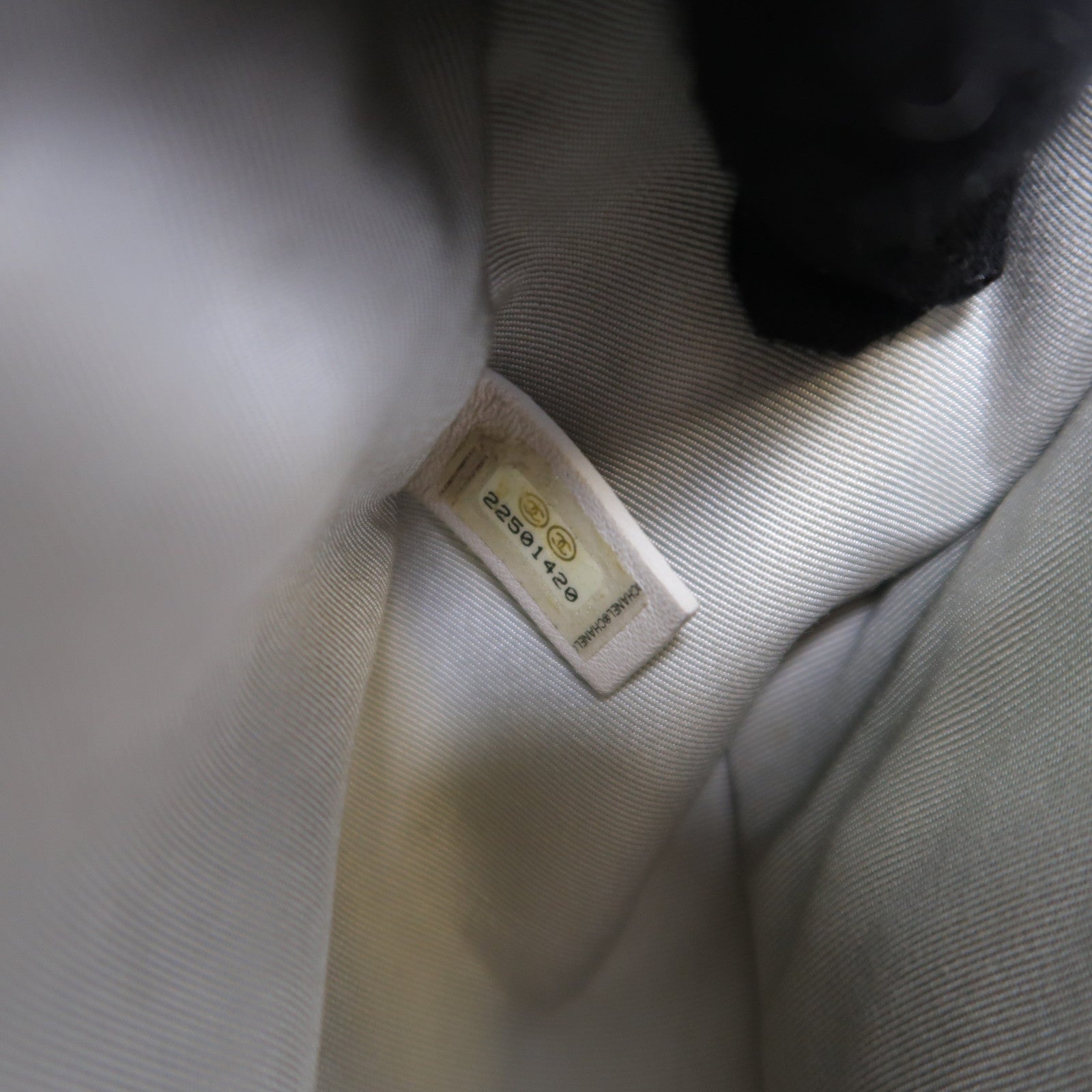 CHANEL CC Boy 25 Chain Shoulder Handbag A67086 Calfskin Leather Gray