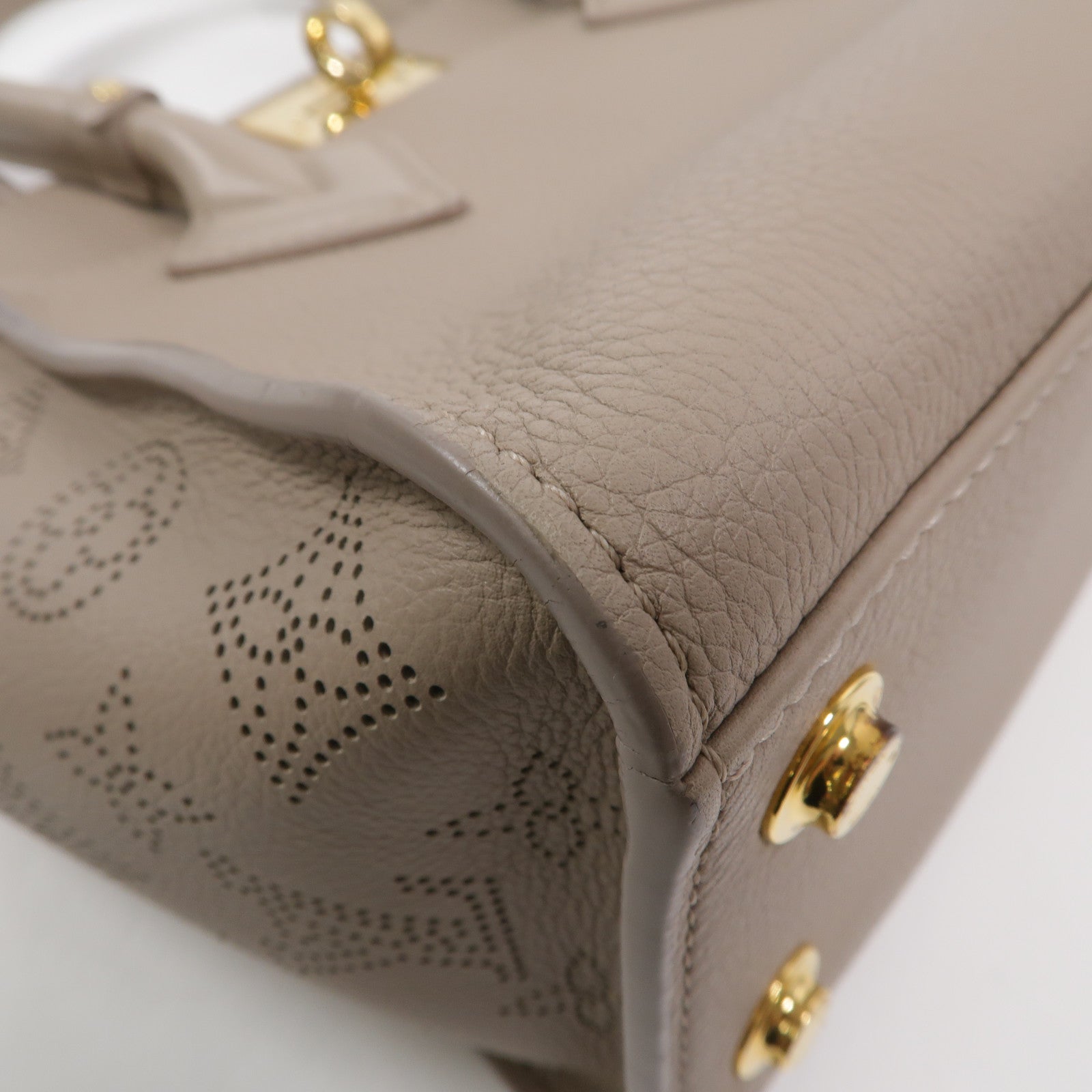 LOUIS VUITTON Monogram Mahina On My Side PM金扣手挽肩背兩用袋