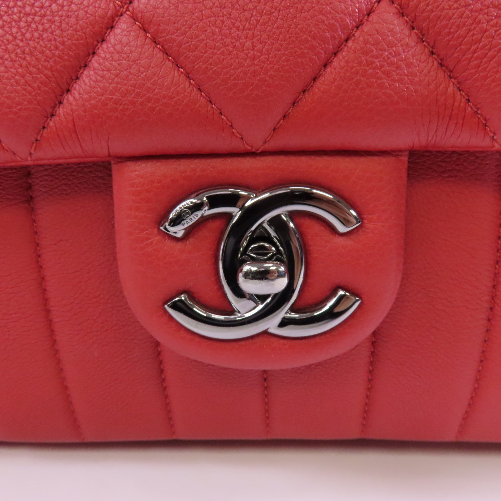 CHANEL 菱格牛皮皮革Chain Shoulder Bag銀扣鏈帶肩背袋紅色