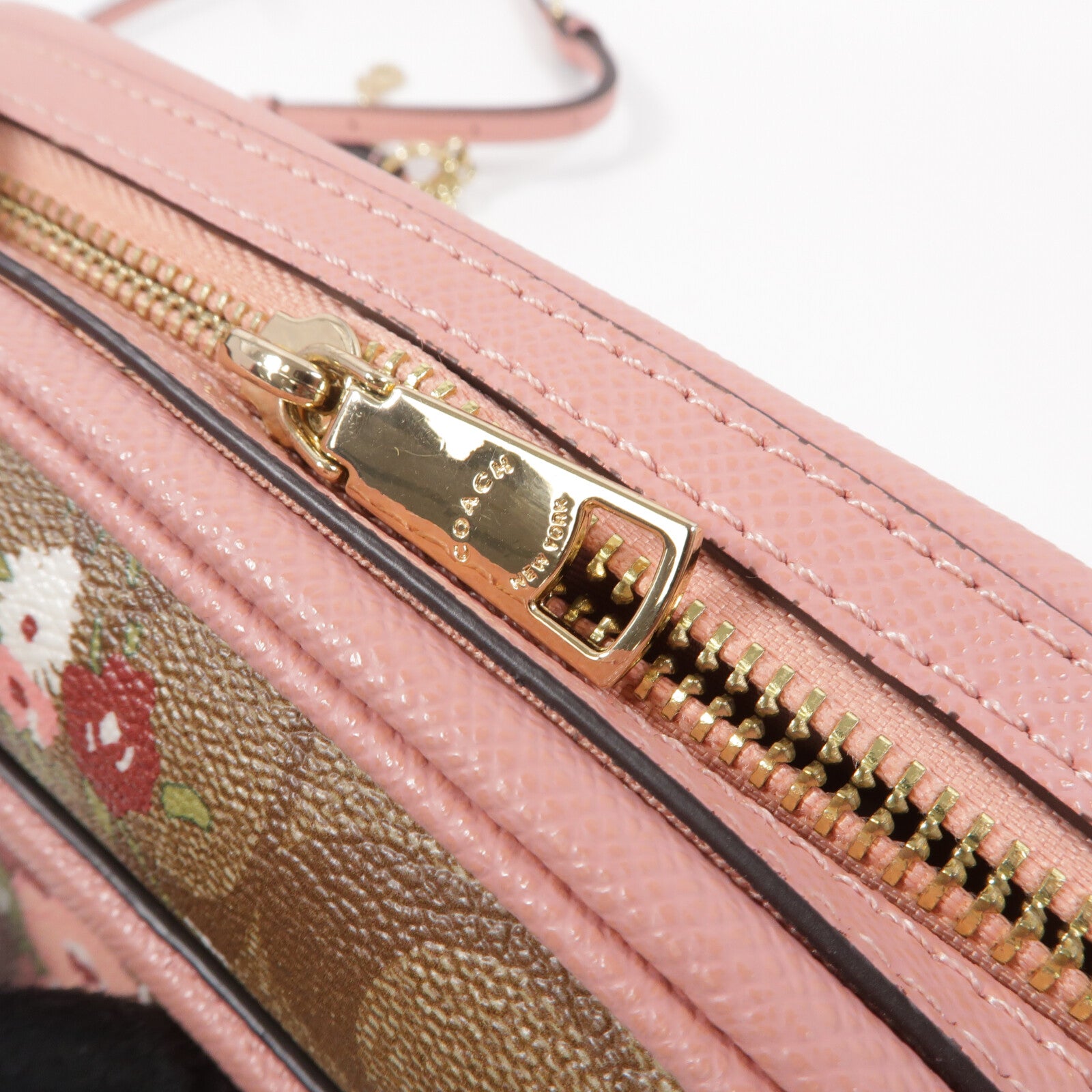 COACH 塗層帆布Camera Bag肩背袋