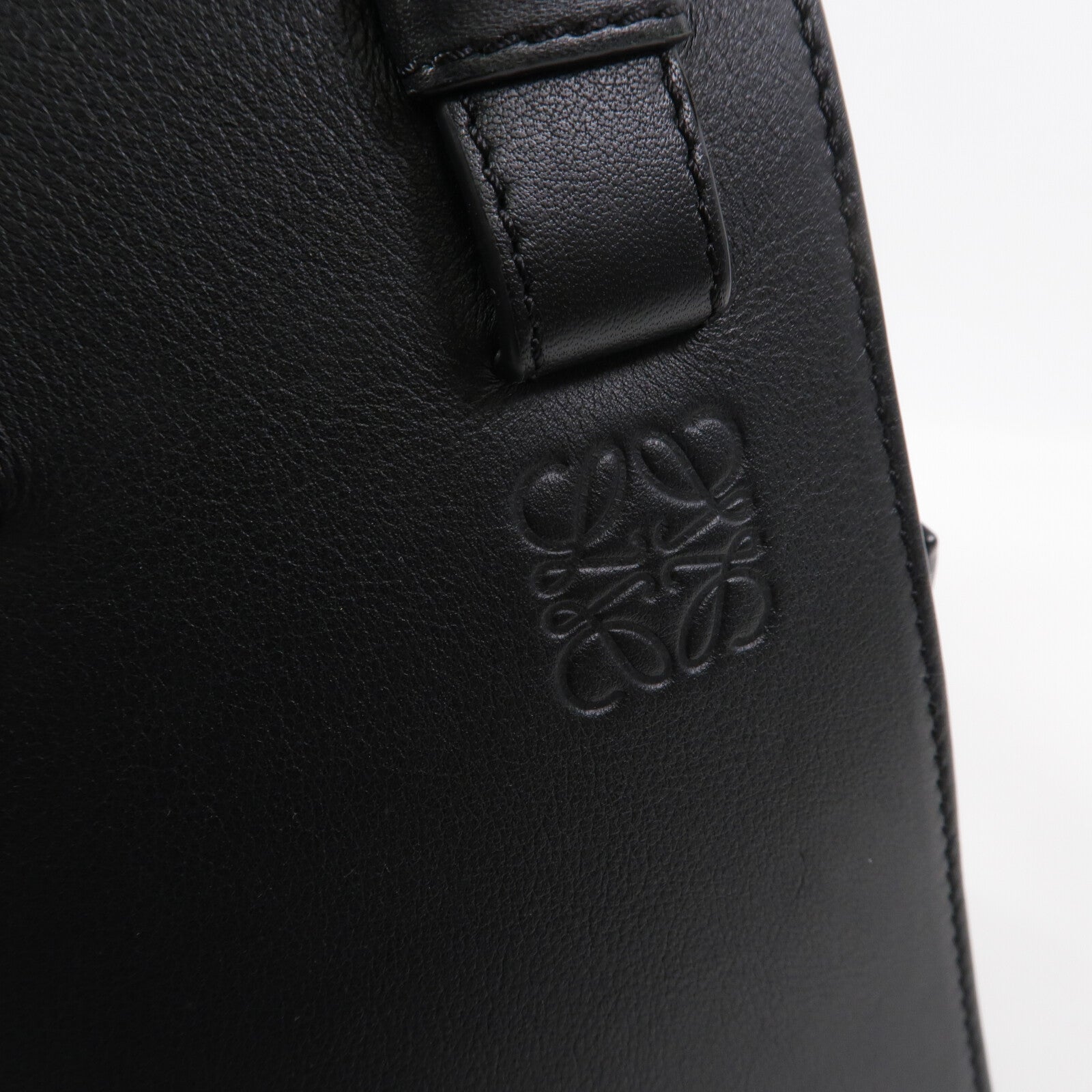 LOEWE 牛皮皮革Hammock Small手挽肩背兩用袋
