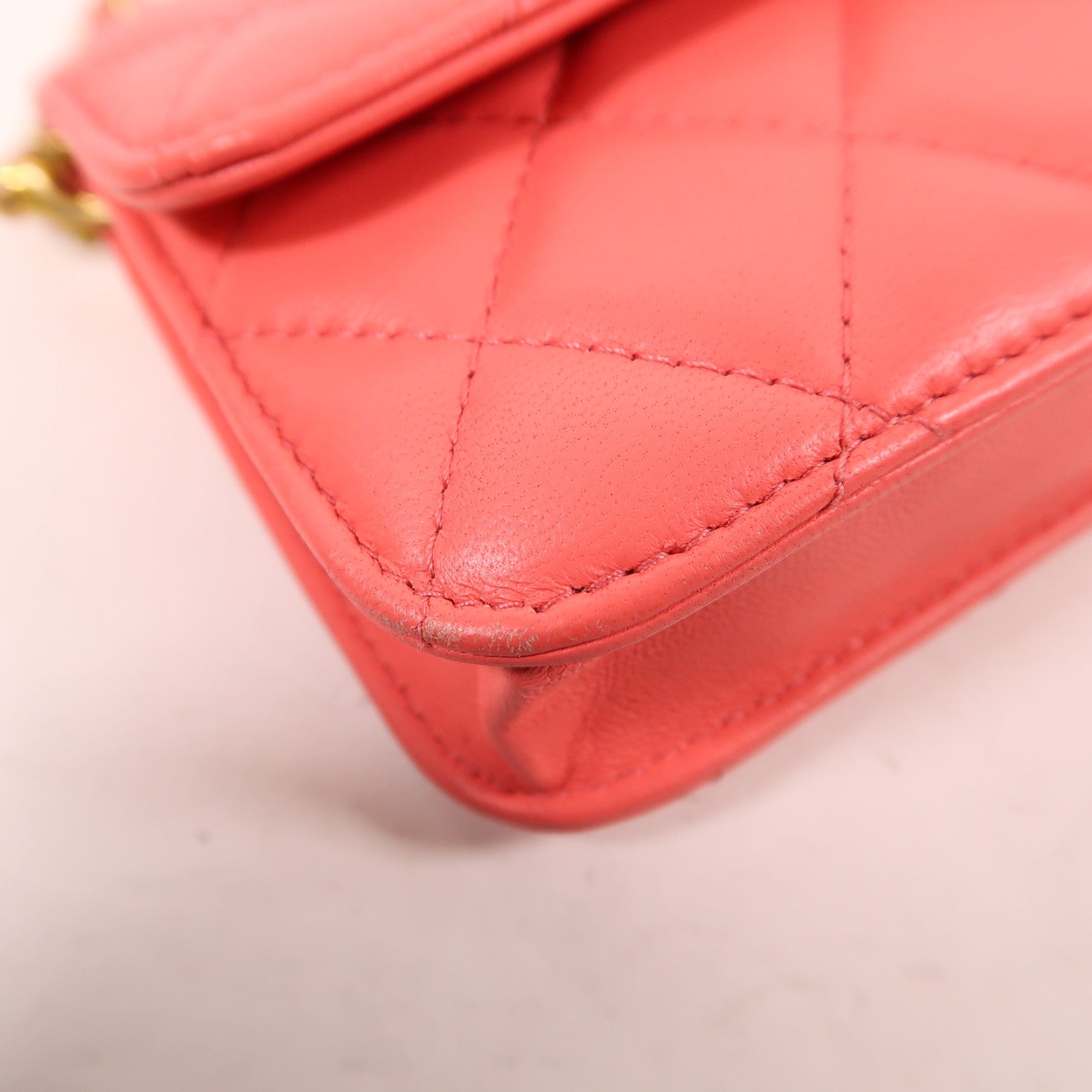 CHANEL 皮革Chain Shoulder金扣鏈帶肩背袋