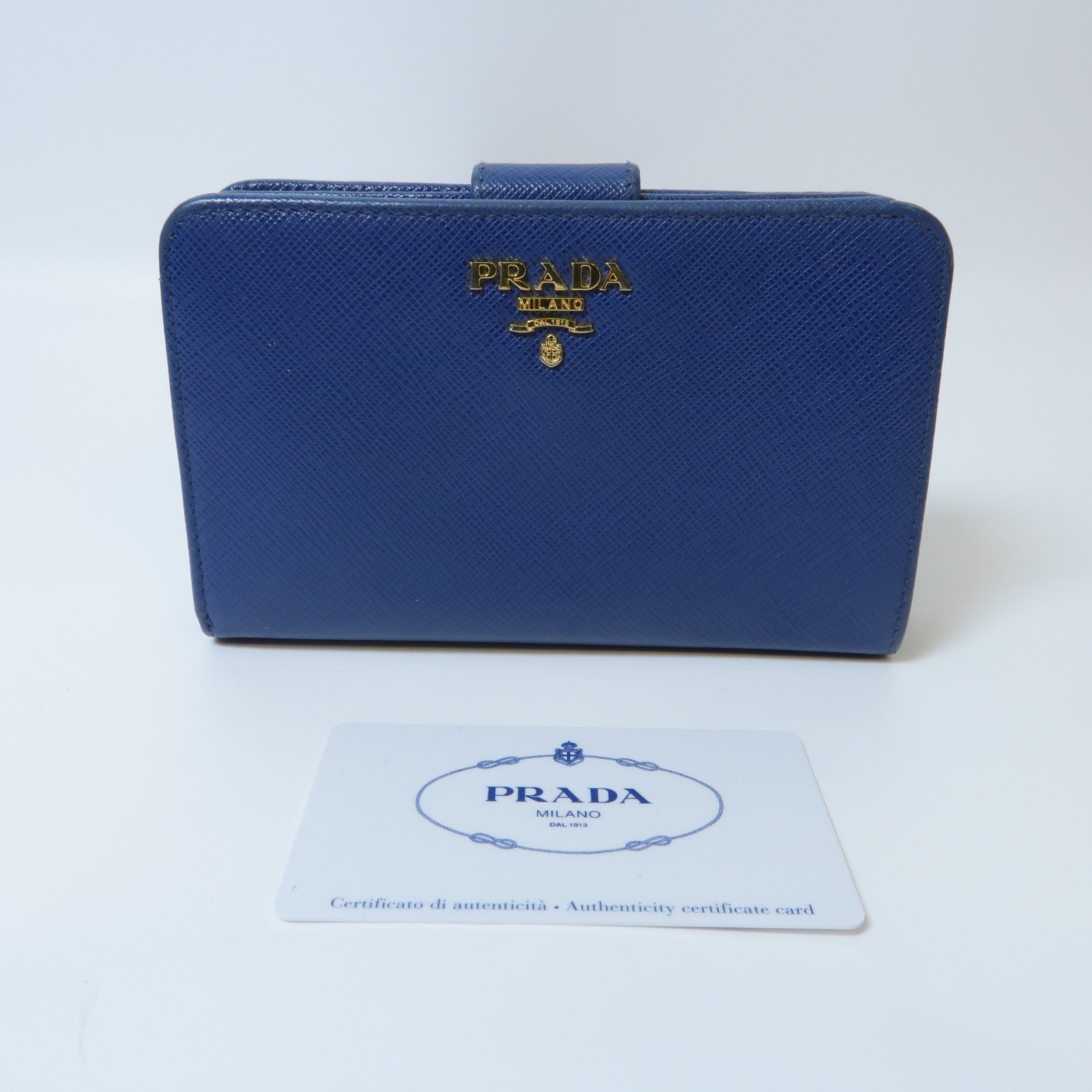 PRADA 【激減優惠】Saffiano皮革Fold Wallet金扣折疊錢包藍色