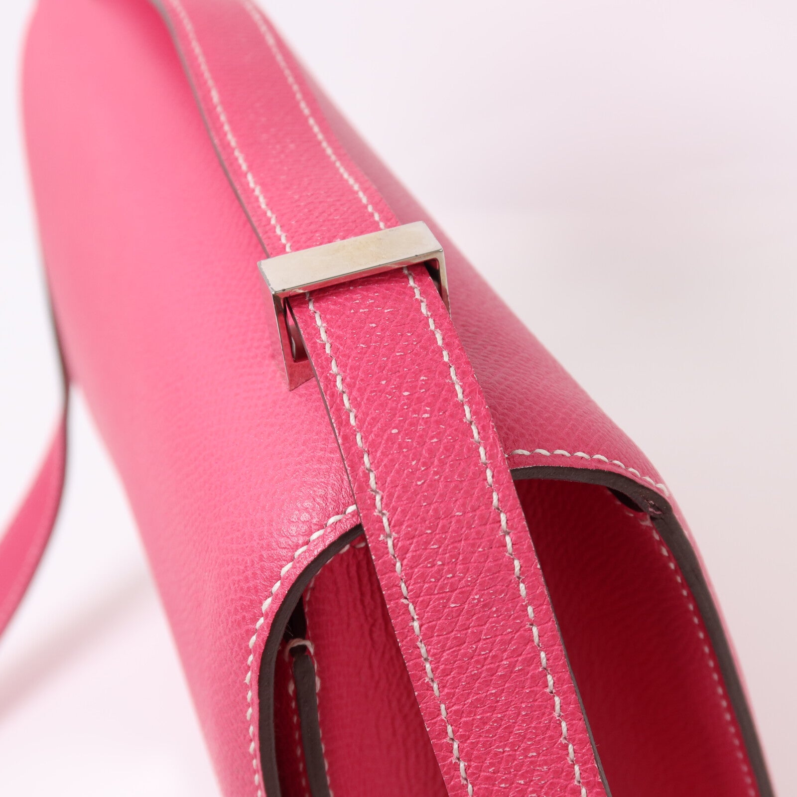 HERMES 【激減優惠】Epsom皮革Constance 24銀扣肩背袋Rose Tyrien