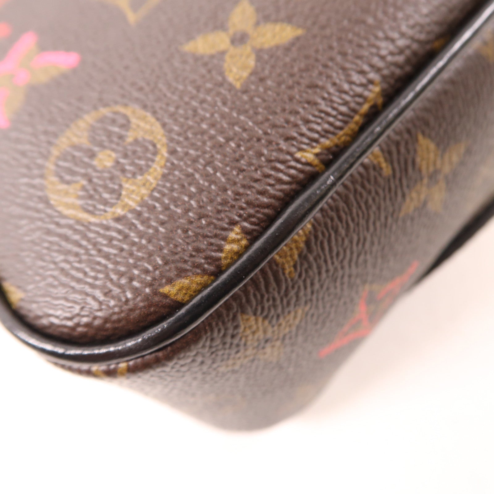LOUIS VUITTON LV GHW Sac Coeur Fall In Love Shoulder Bag M45890 Monogram Brown