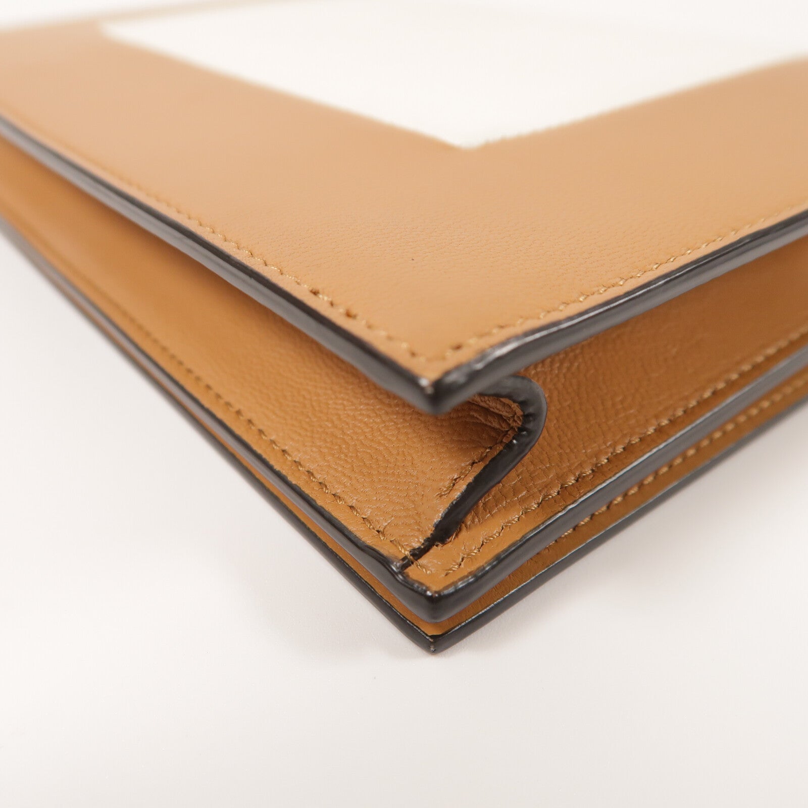 CELINE 牛皮皮革Frame Wallet On Chain金扣鏈帶肩背袋