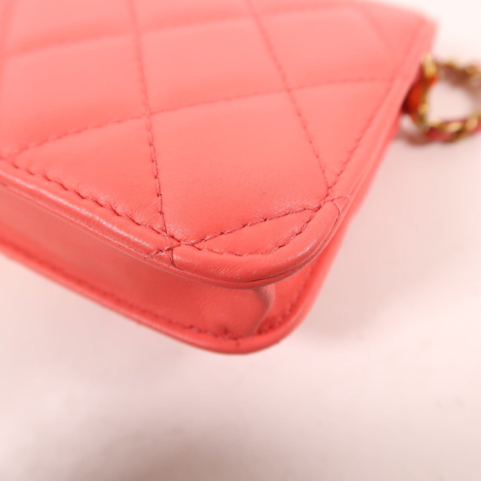 CHANEL 皮革Chain Shoulder金扣鏈帶肩背袋