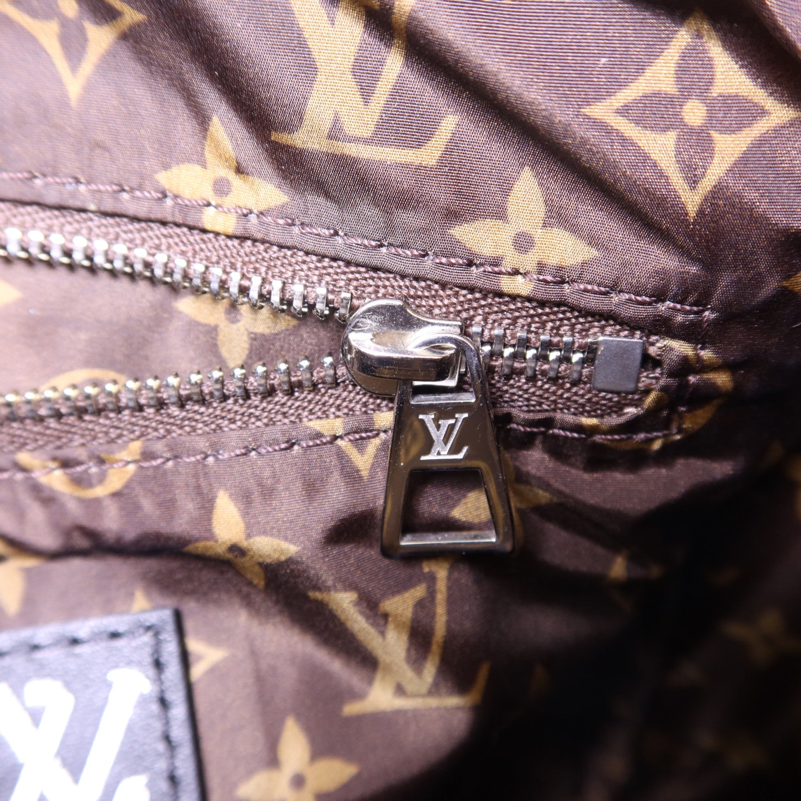 LOUIS VUITTON Puffygram Speedy Bandouliere 25銀扣手挽肩背兩用袋