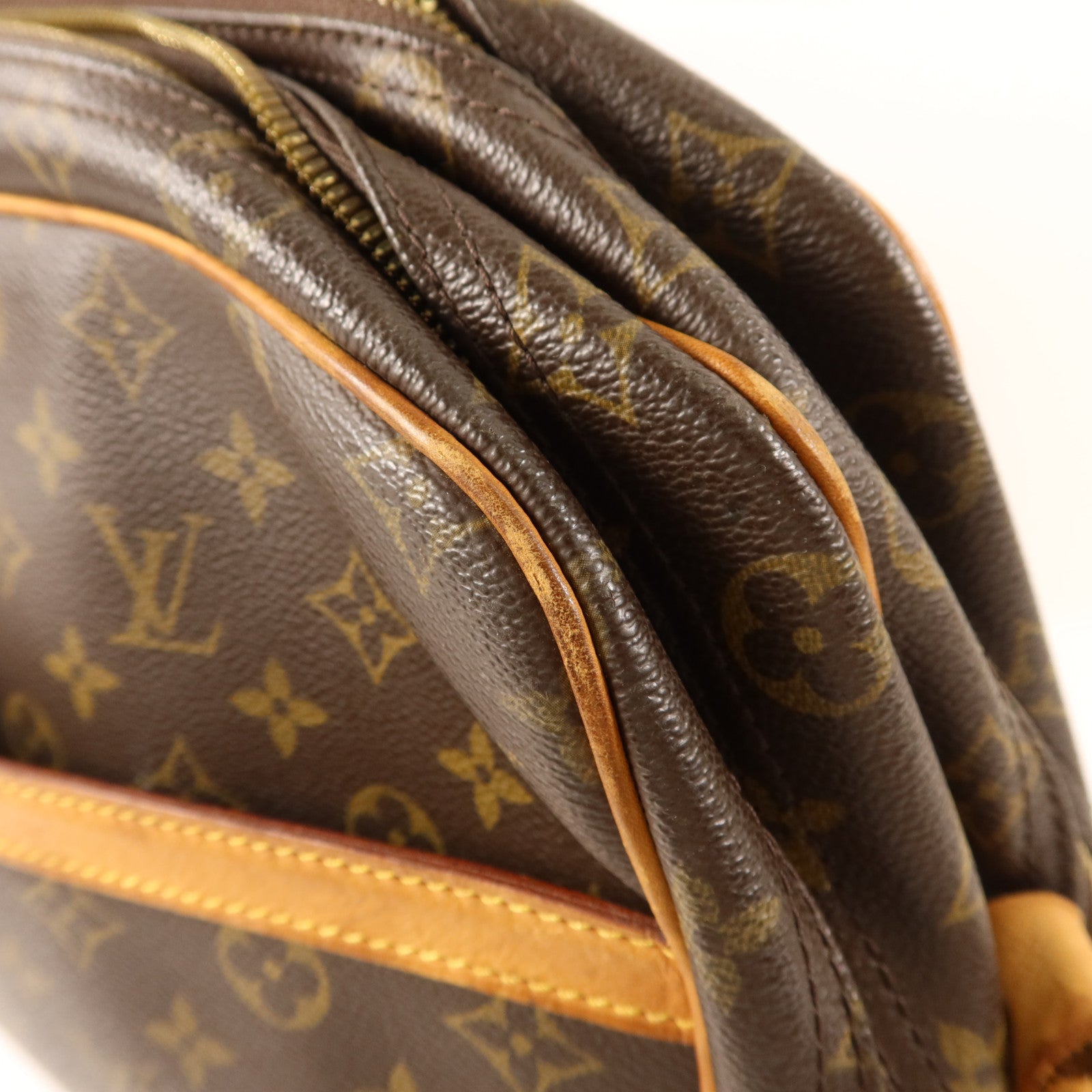 LOUIS VUITTON 【激減優惠】Monogram Reporter GM金扣肩背袋